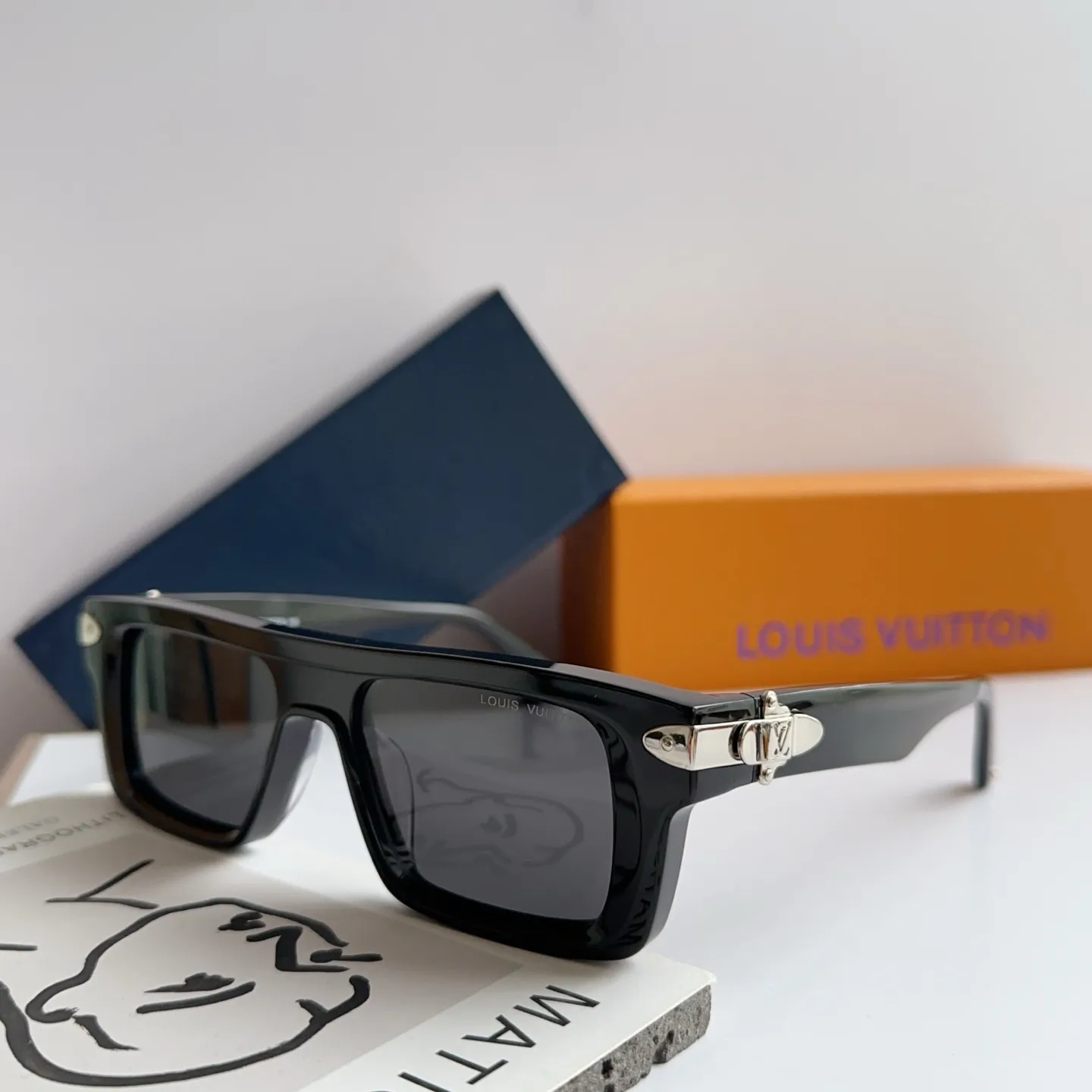 Glasses LOUIS VUITTON 17366472
