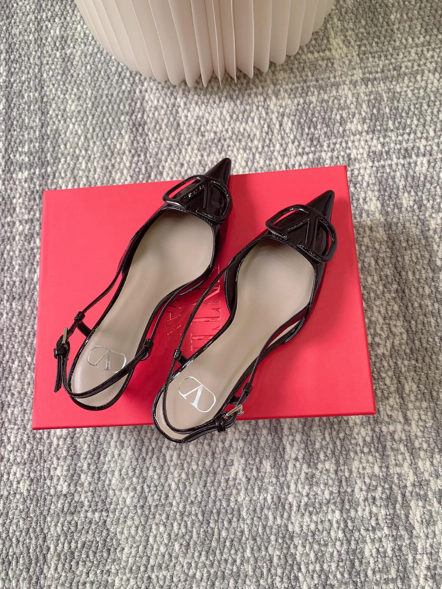 Women's Heels VALENTINO 17963098