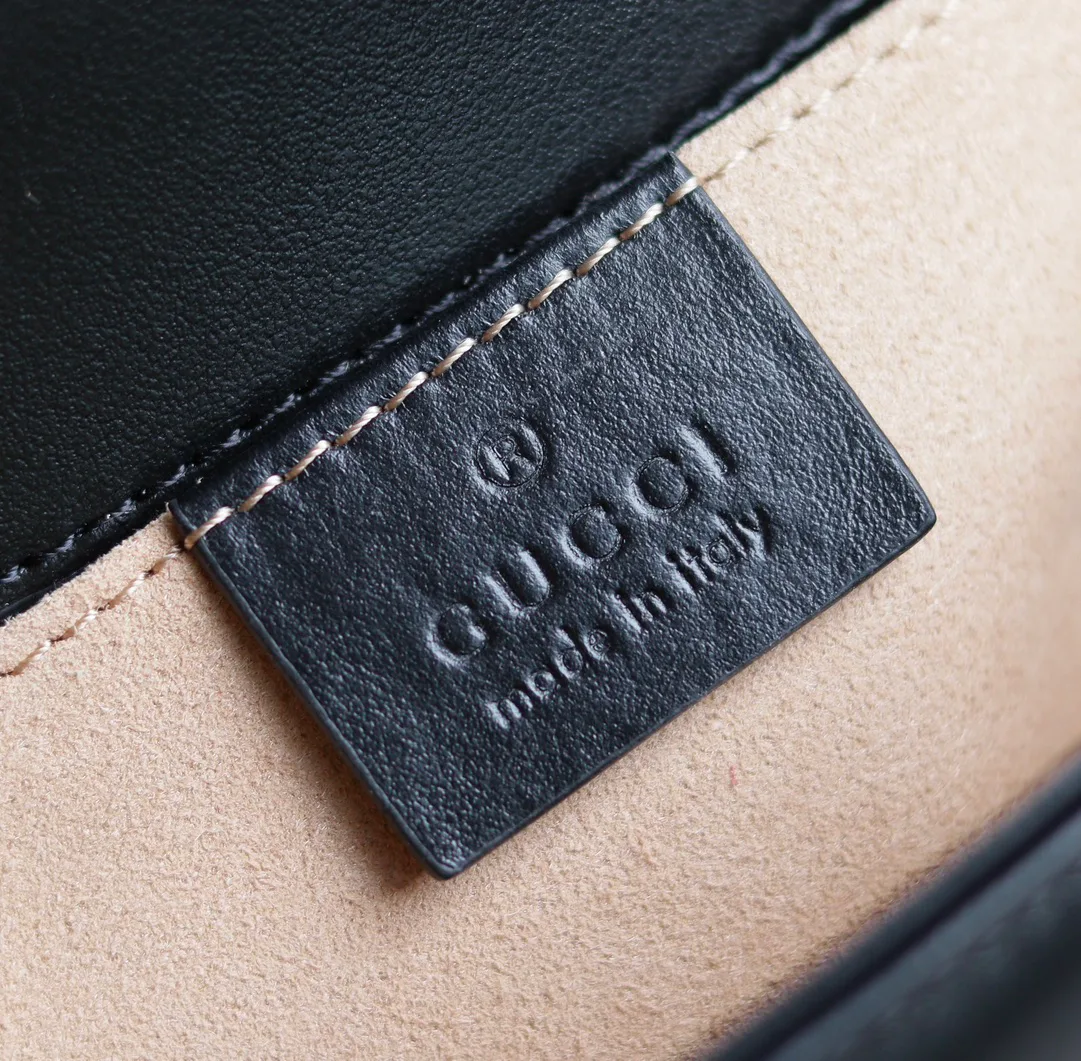 Women's Classic Handbags GUCCI 17904034