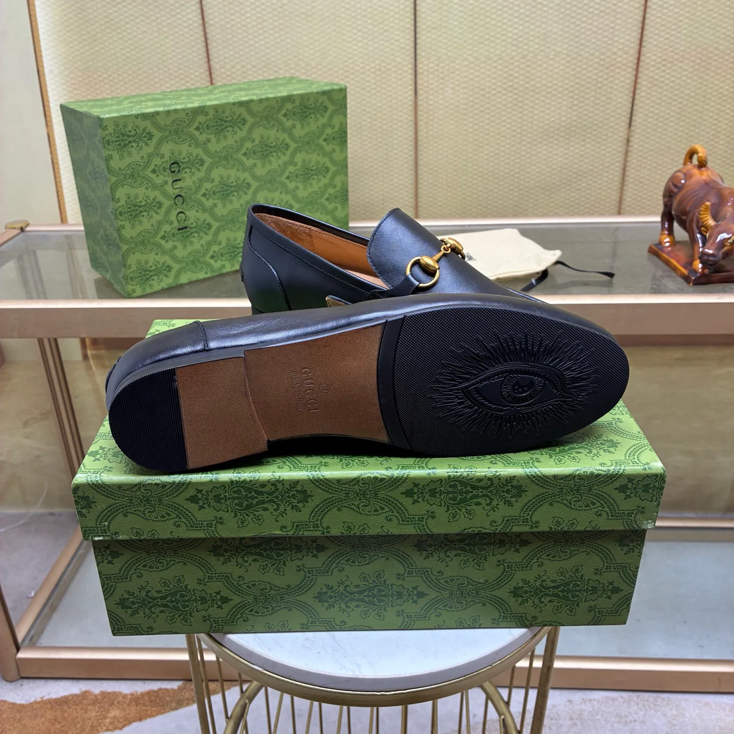 Men's Loafers And Dress Shoes GUCCI 18516337