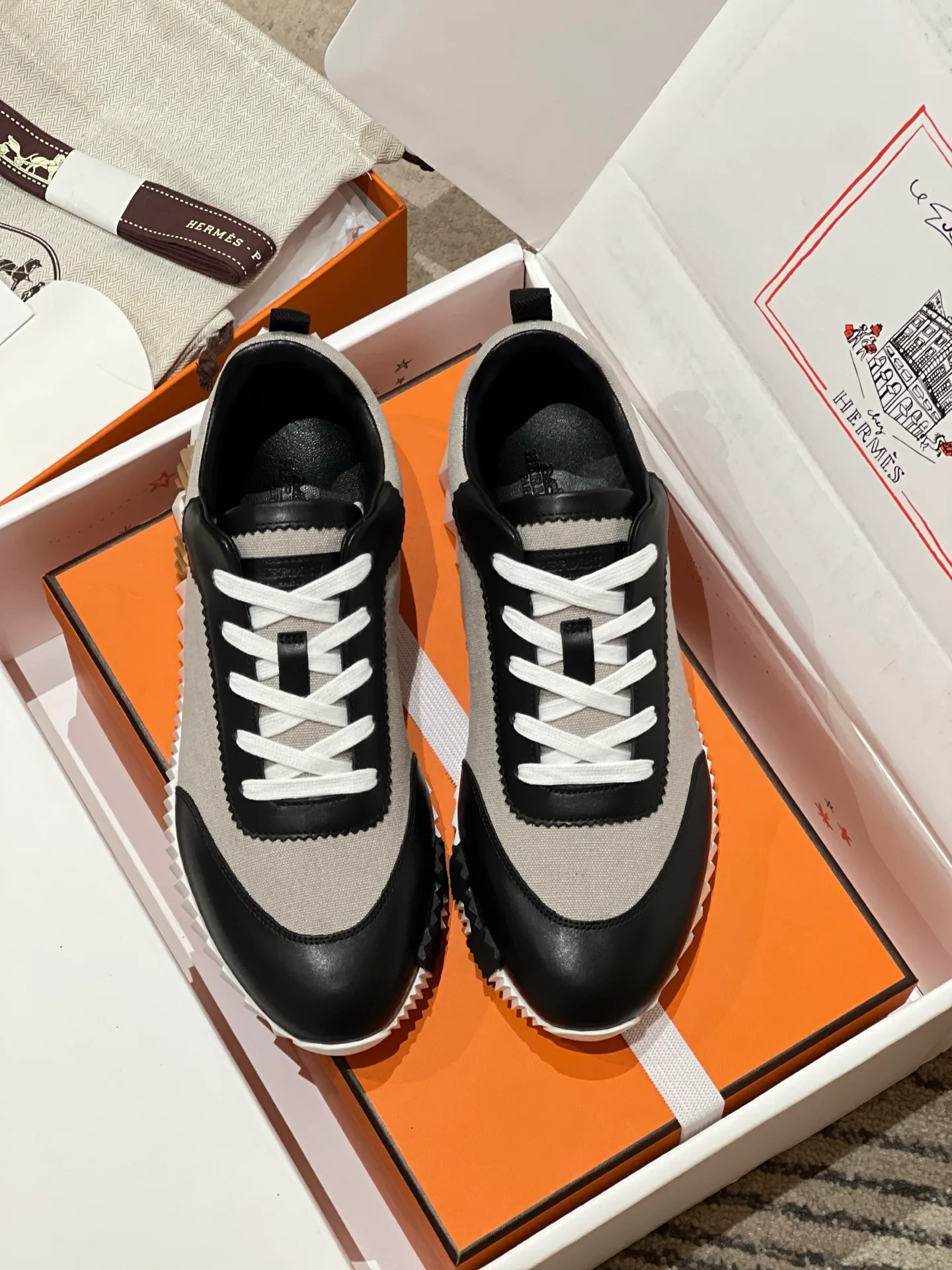 Women's Sneakers HERMES 18080323