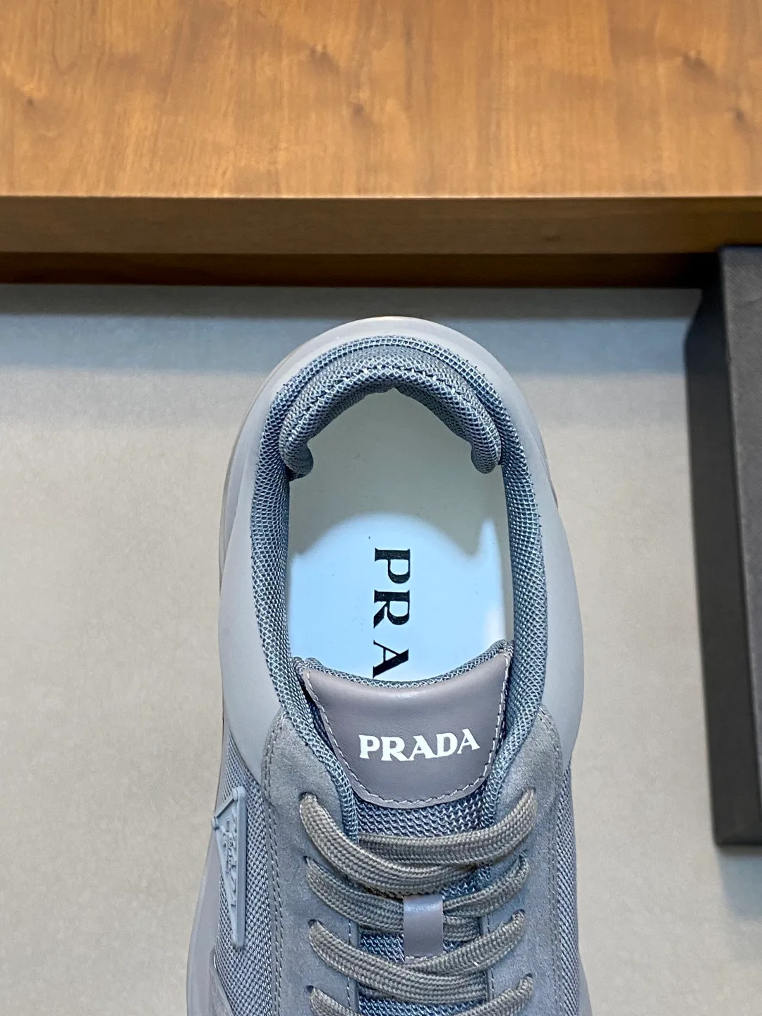 Men's Sneakers PRADA 18116629