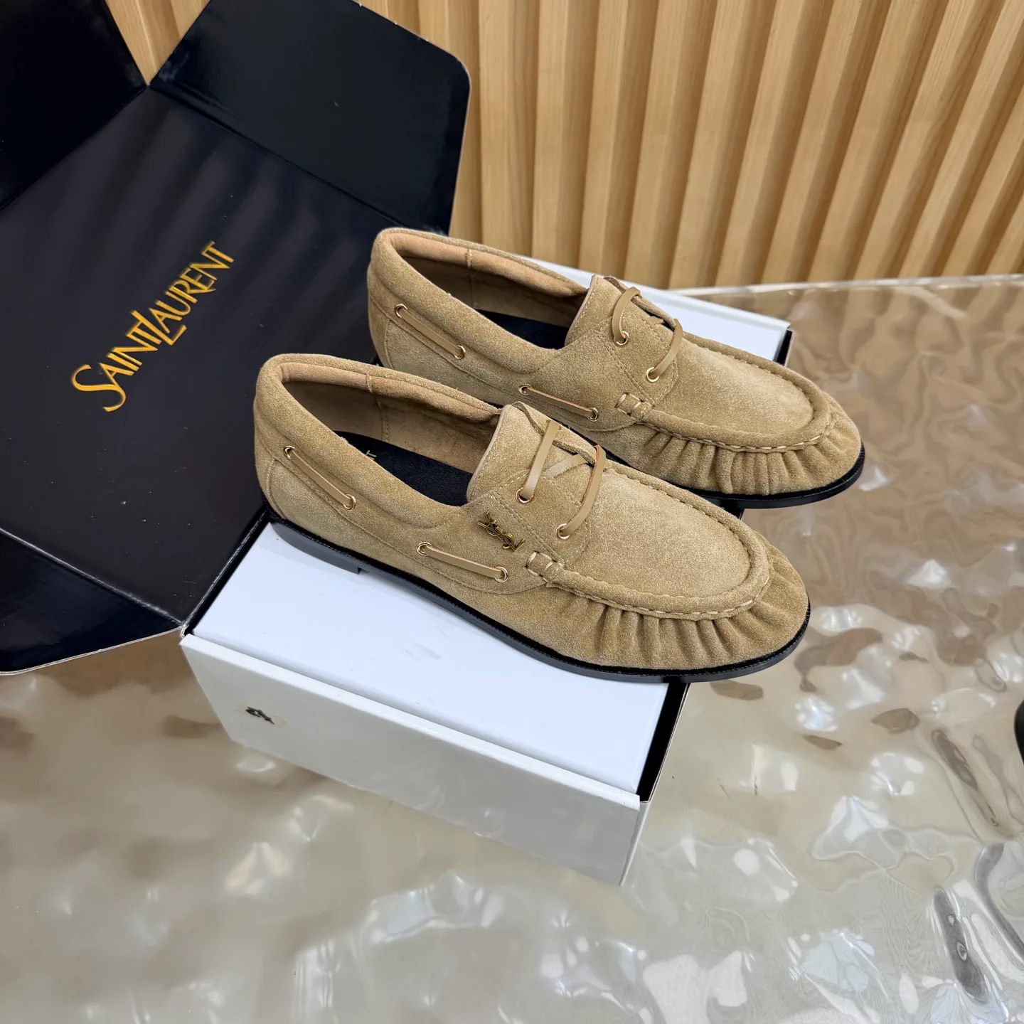 Women's Loafers And Moccasins SAINT LAURENT 17816812