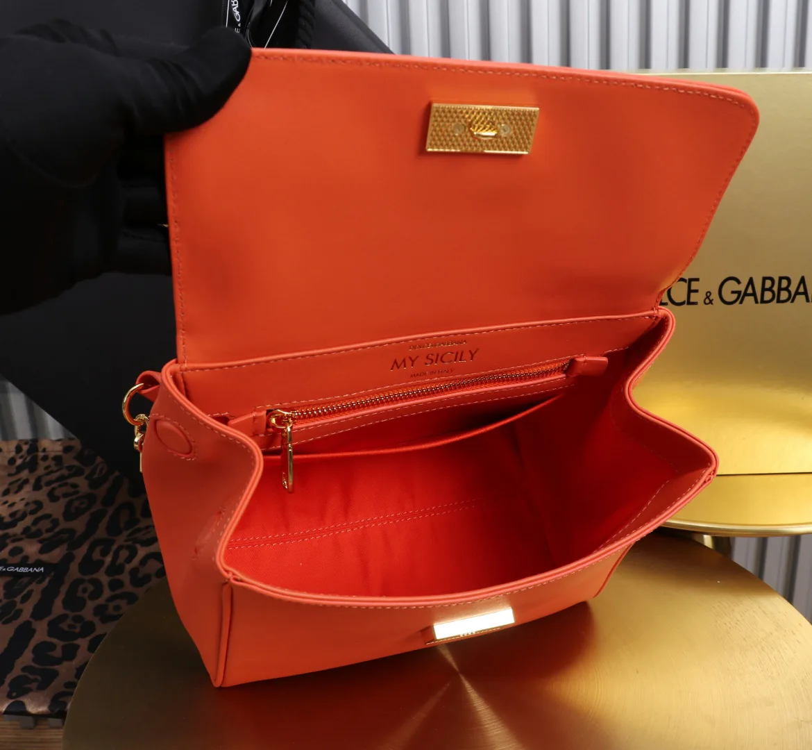Women's Classic Handbags DOLCE & GABBANA 18004434