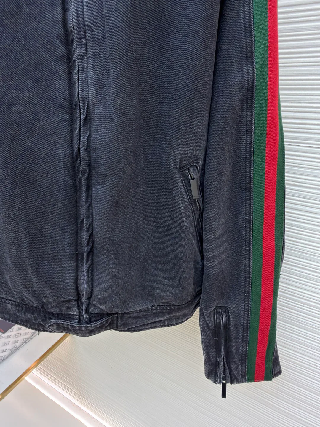 Men's Jackets And Down Jackets GUCCI 18461170