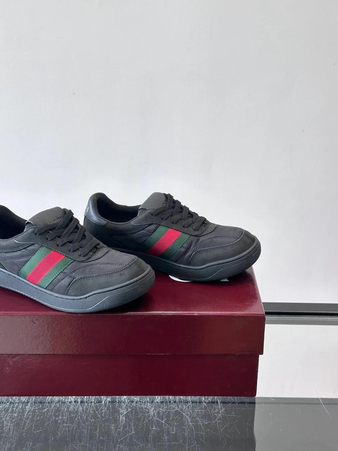 Women's Sneakers GUCCI 18102027
