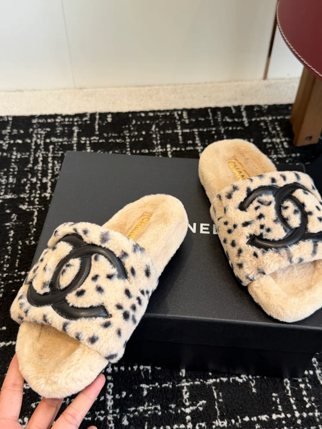 Women's Slippers CHANEL 18053852