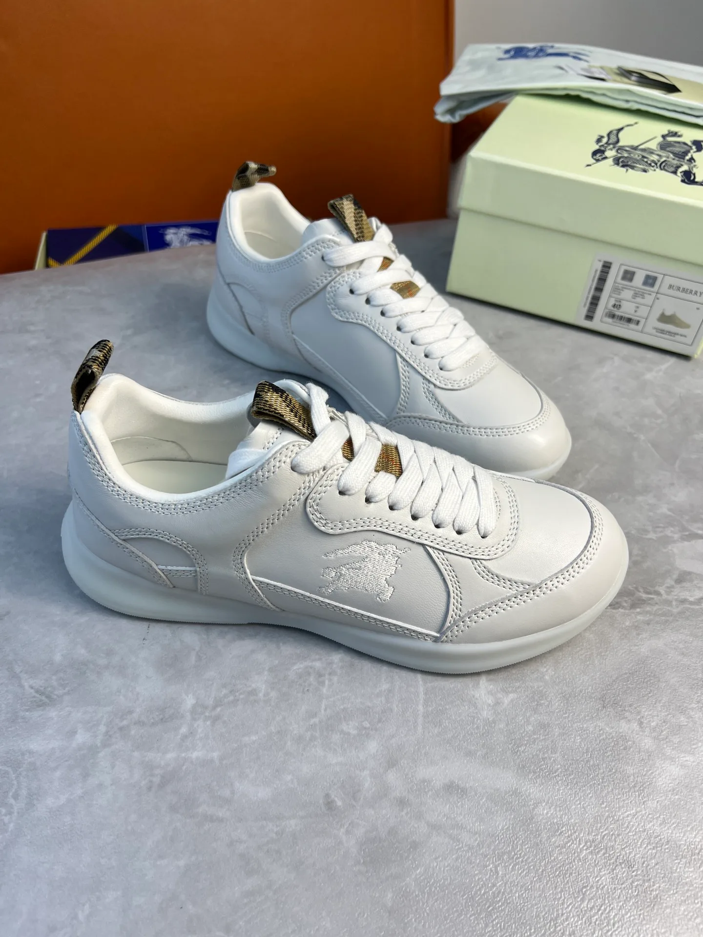 Women's Sneakers BURBERRY 17420307