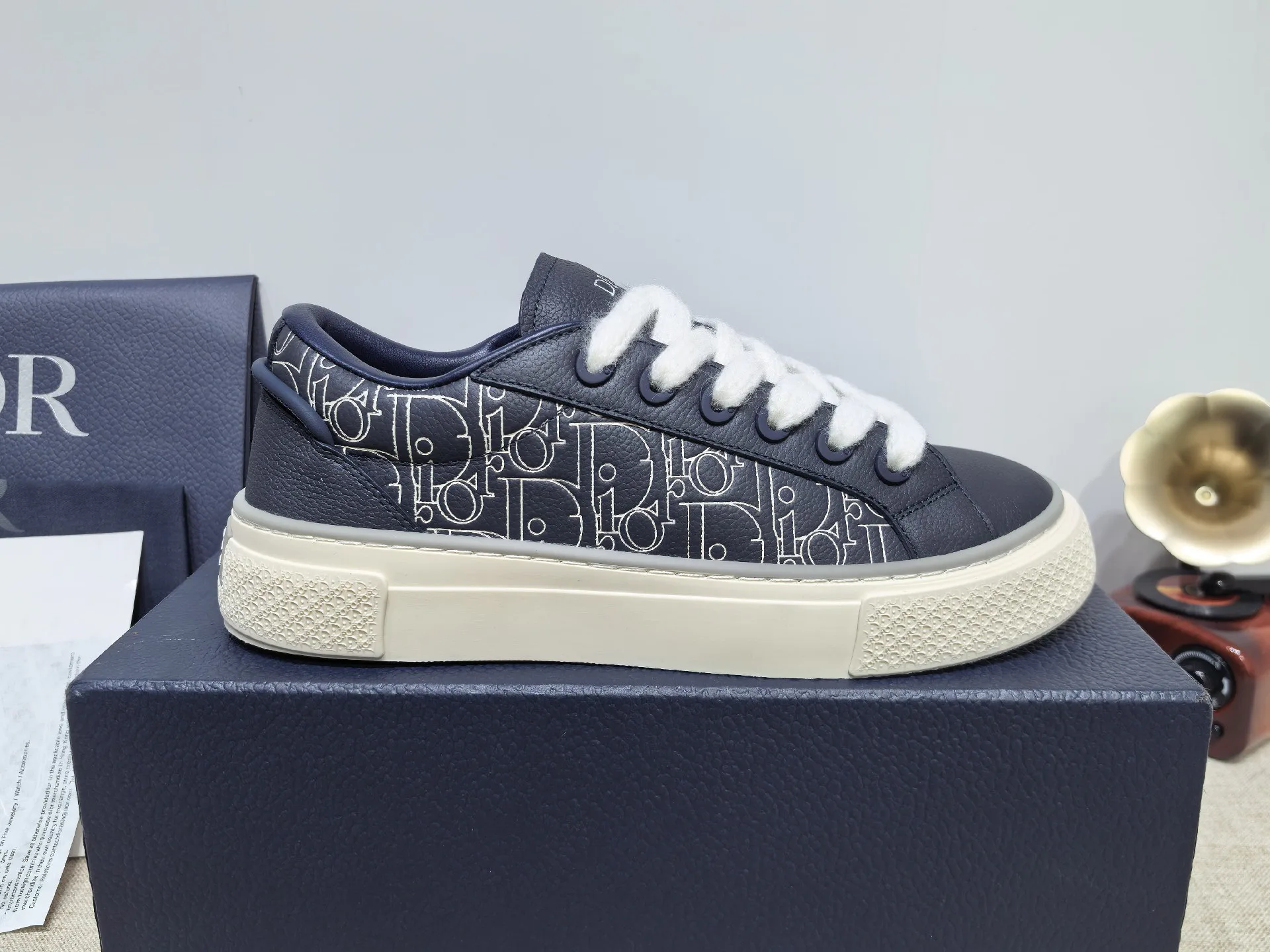 Women's Sneakers CHRISTIAN DIOR 17805341