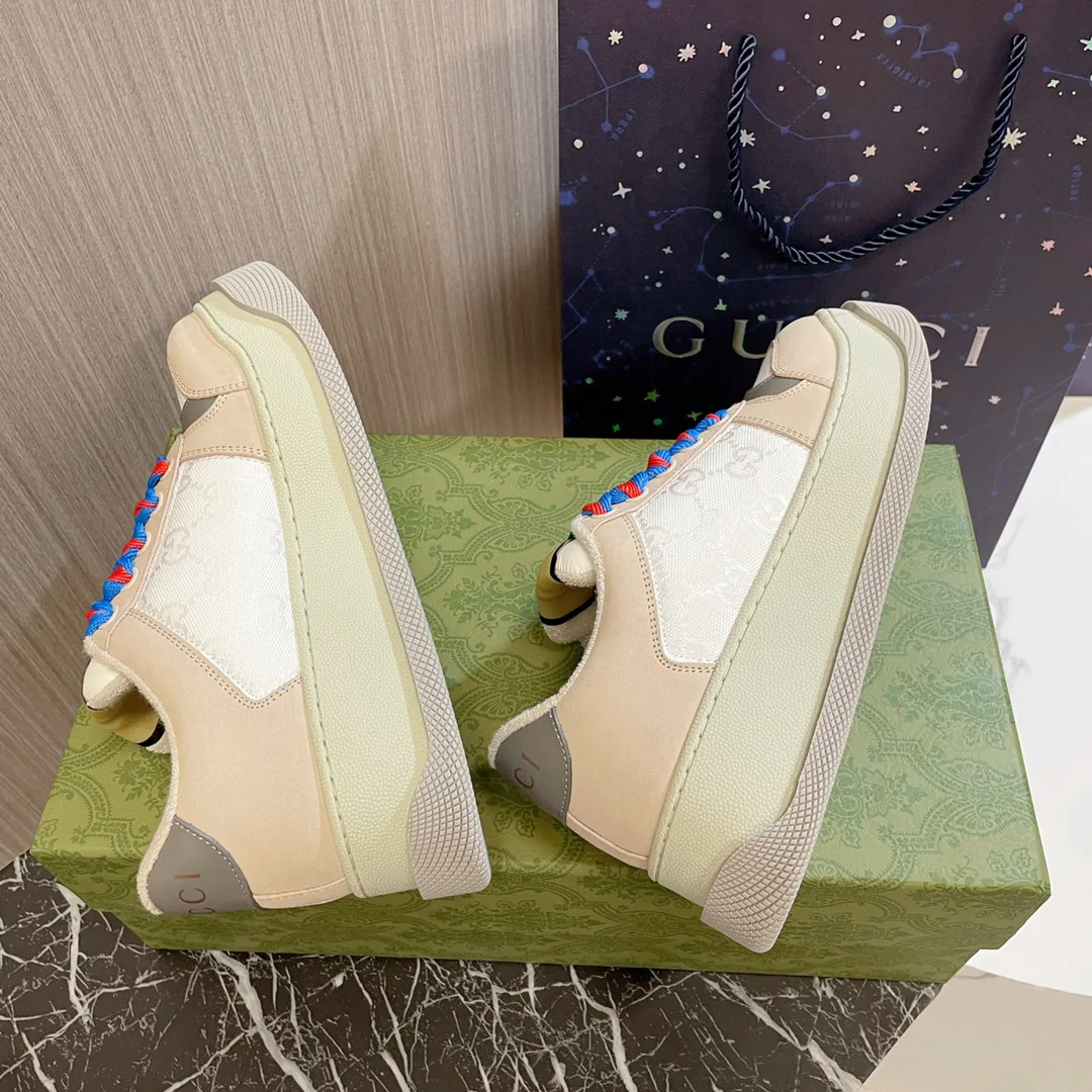 Women's Sneakers GUCCI 17897016