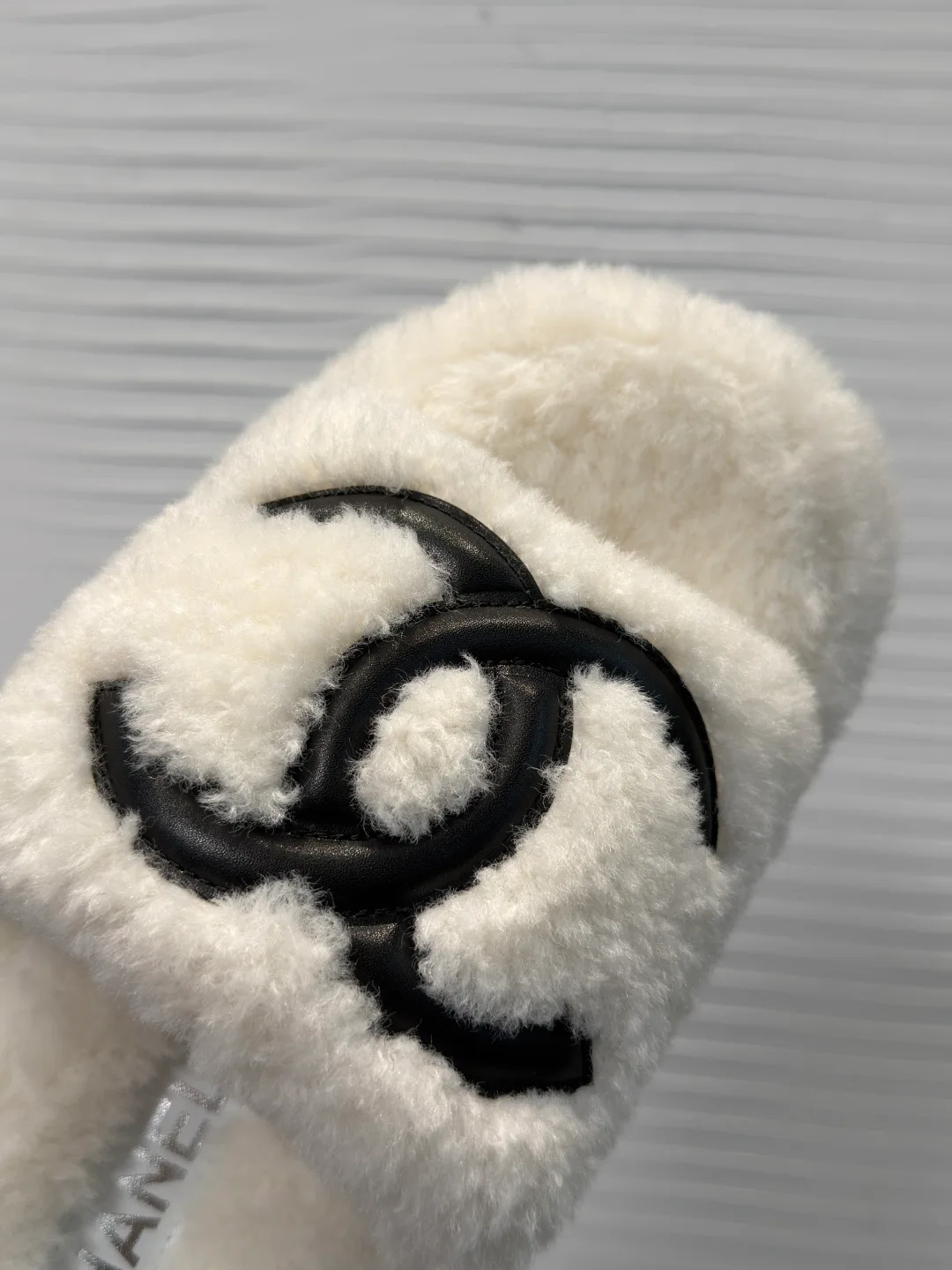 Women's Slippers CHANEL 17931777