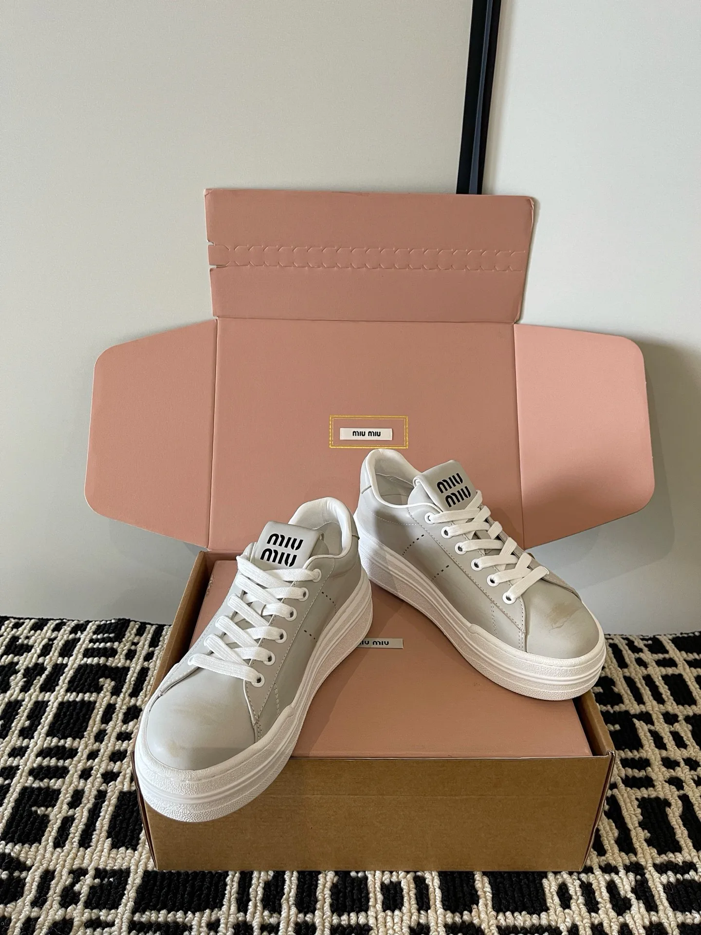 Women's Sneakers MIU MIU 18234983