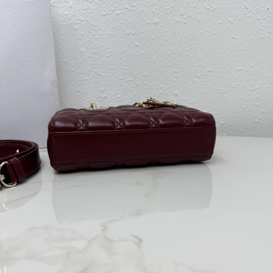 Women's Classic Handbags CHRISTIAN DIOR 17601428