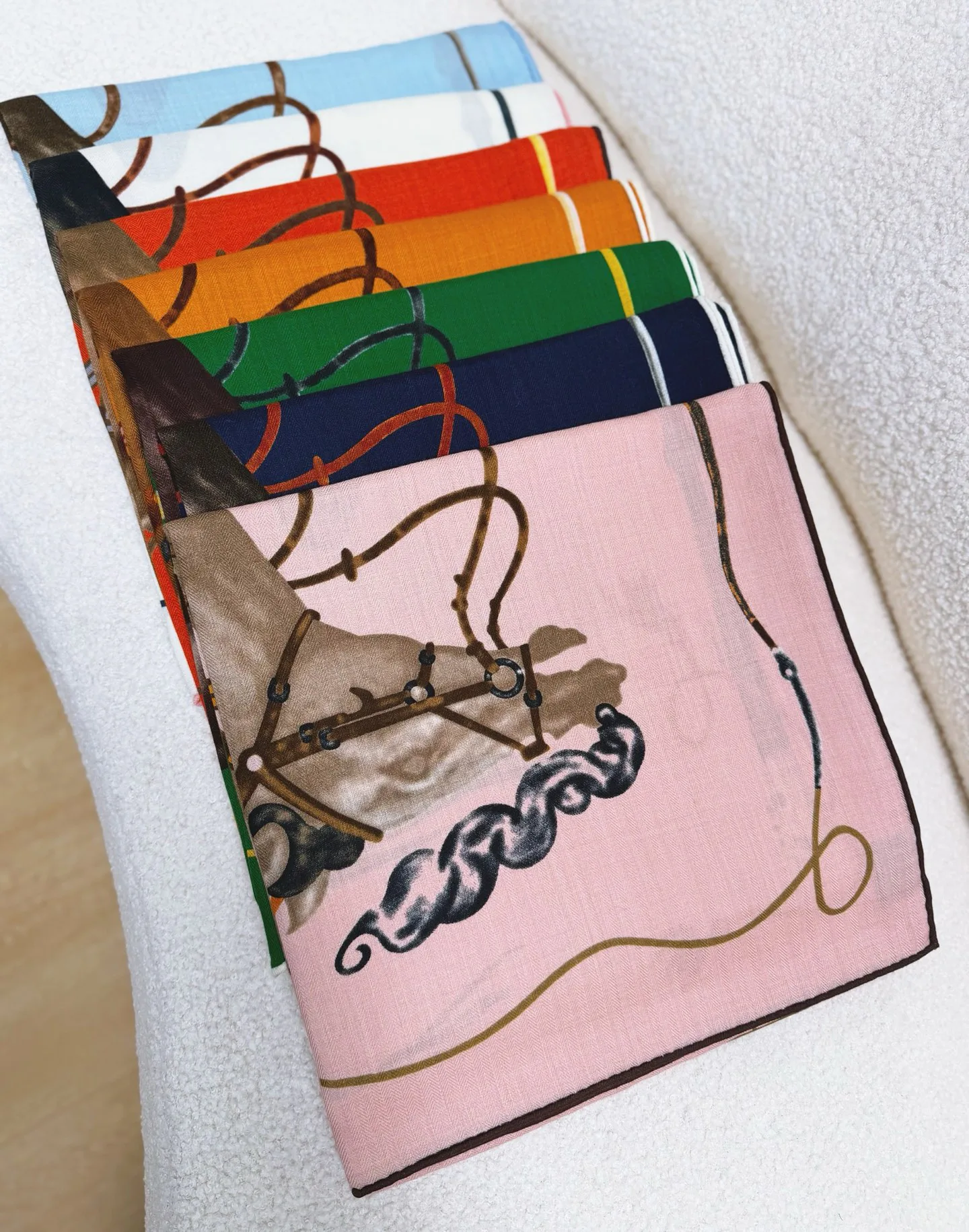 Silk Scarves HERMES 18003281