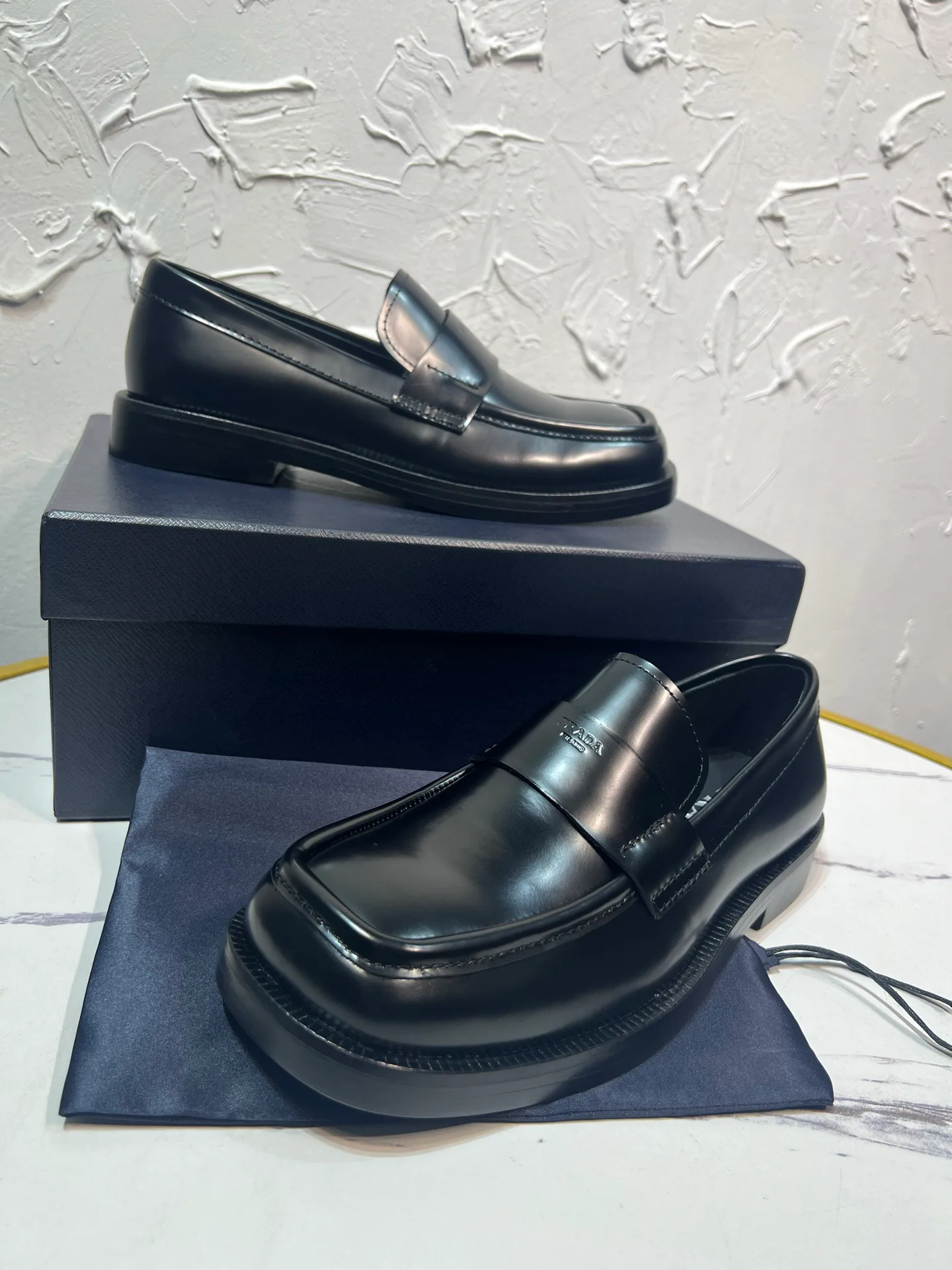 Men's Loafers And Dress Shoes PRADA 19570781