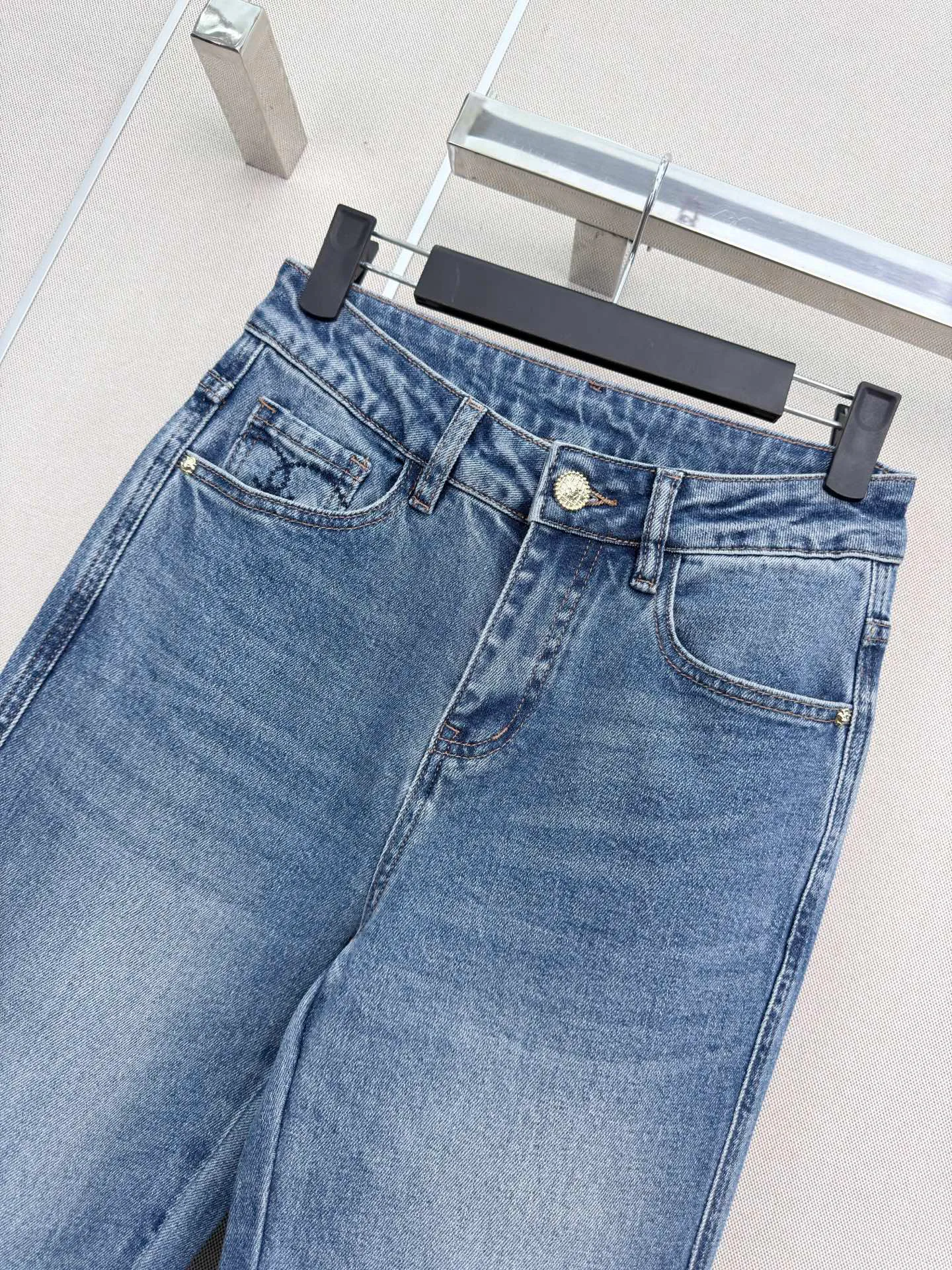 Women's Jeans CHANEL 18094315