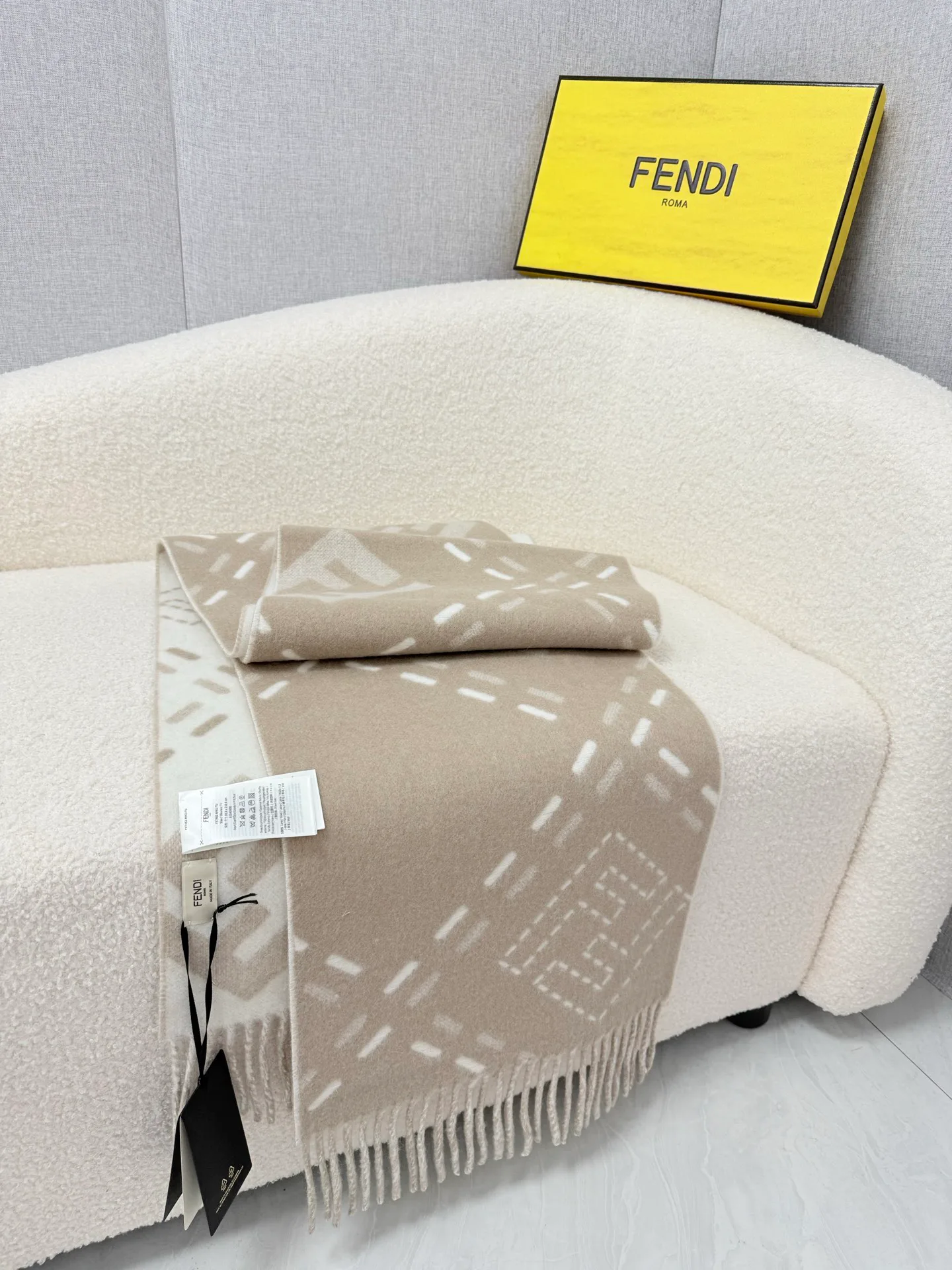 Scarves FENDI 18003368