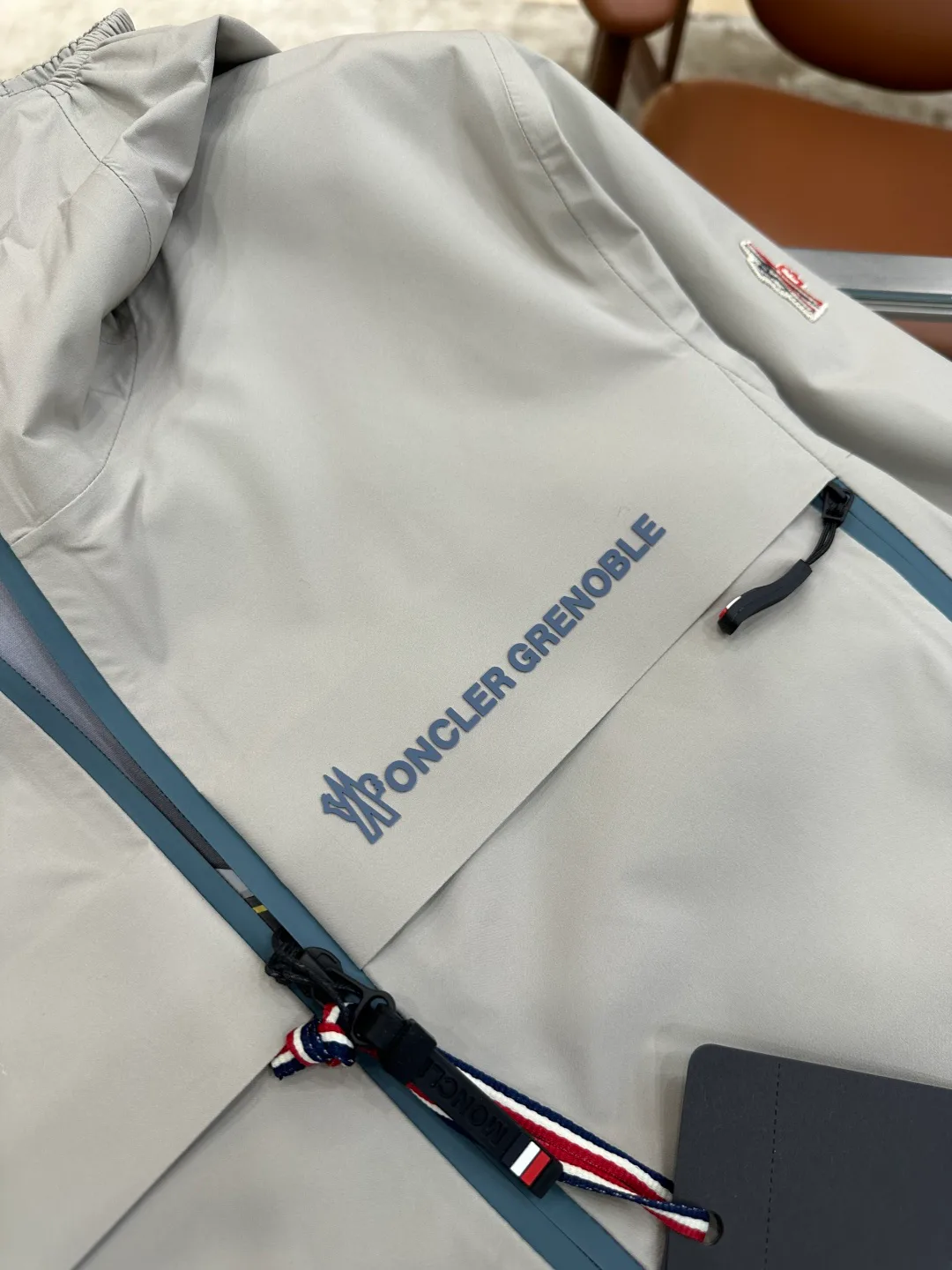 Куртки И Пуховики Мужские Moncler 18662974
