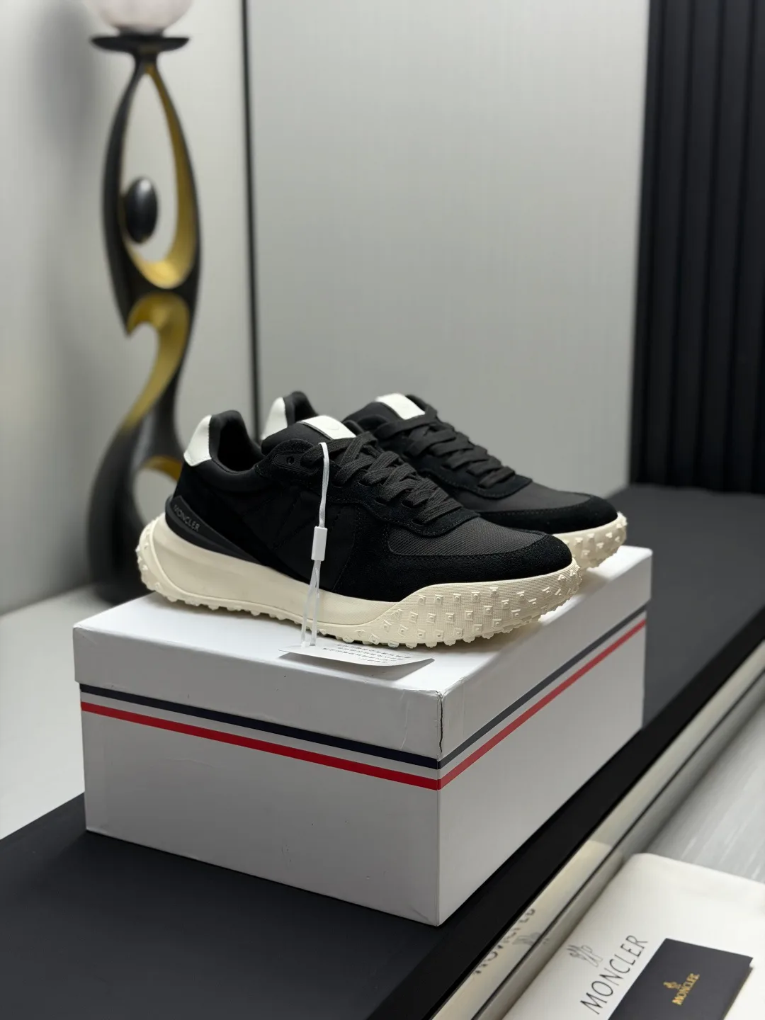 Кроссовки Мужские Moncler 18677604