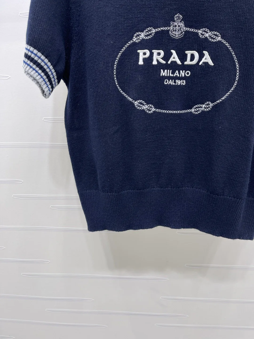 Women's T-Shirts PRADA 17612803