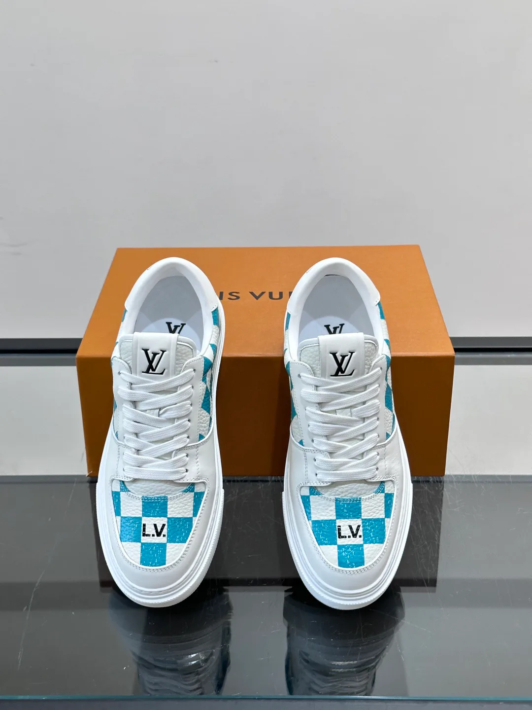Men's Sneakers LOUIS VUITTON 17817672