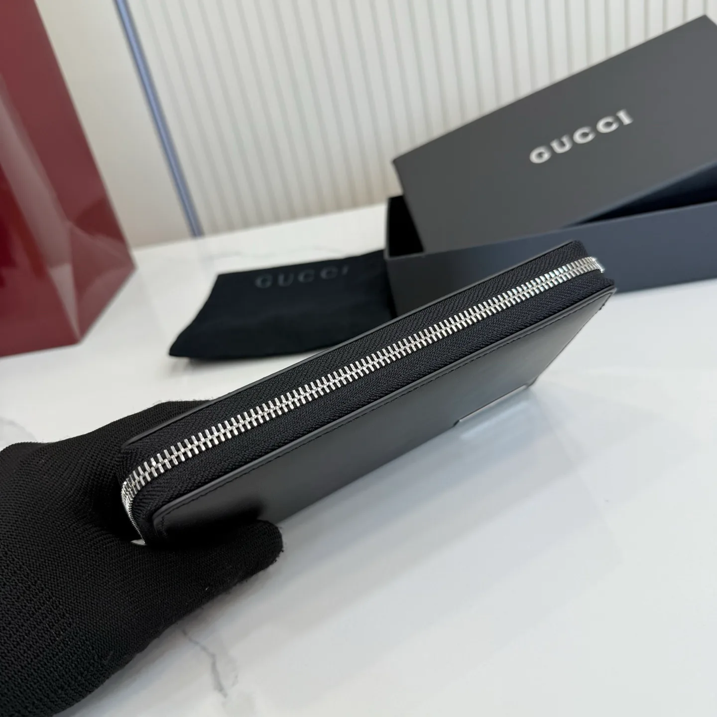 Women's Clutches GUCCI 17948263