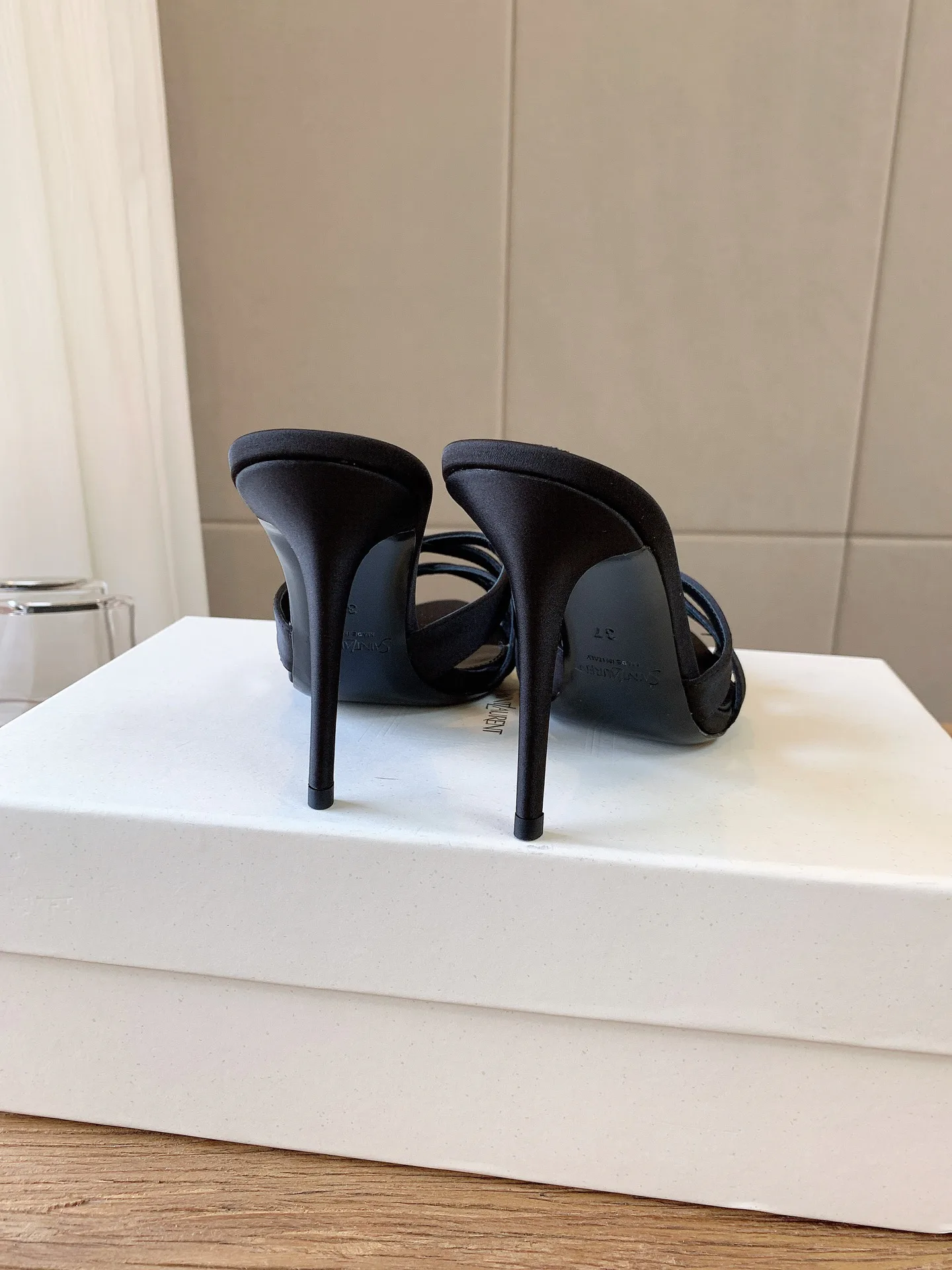 Women's Open-Toe Sandals SAINT LAURENT 17803534