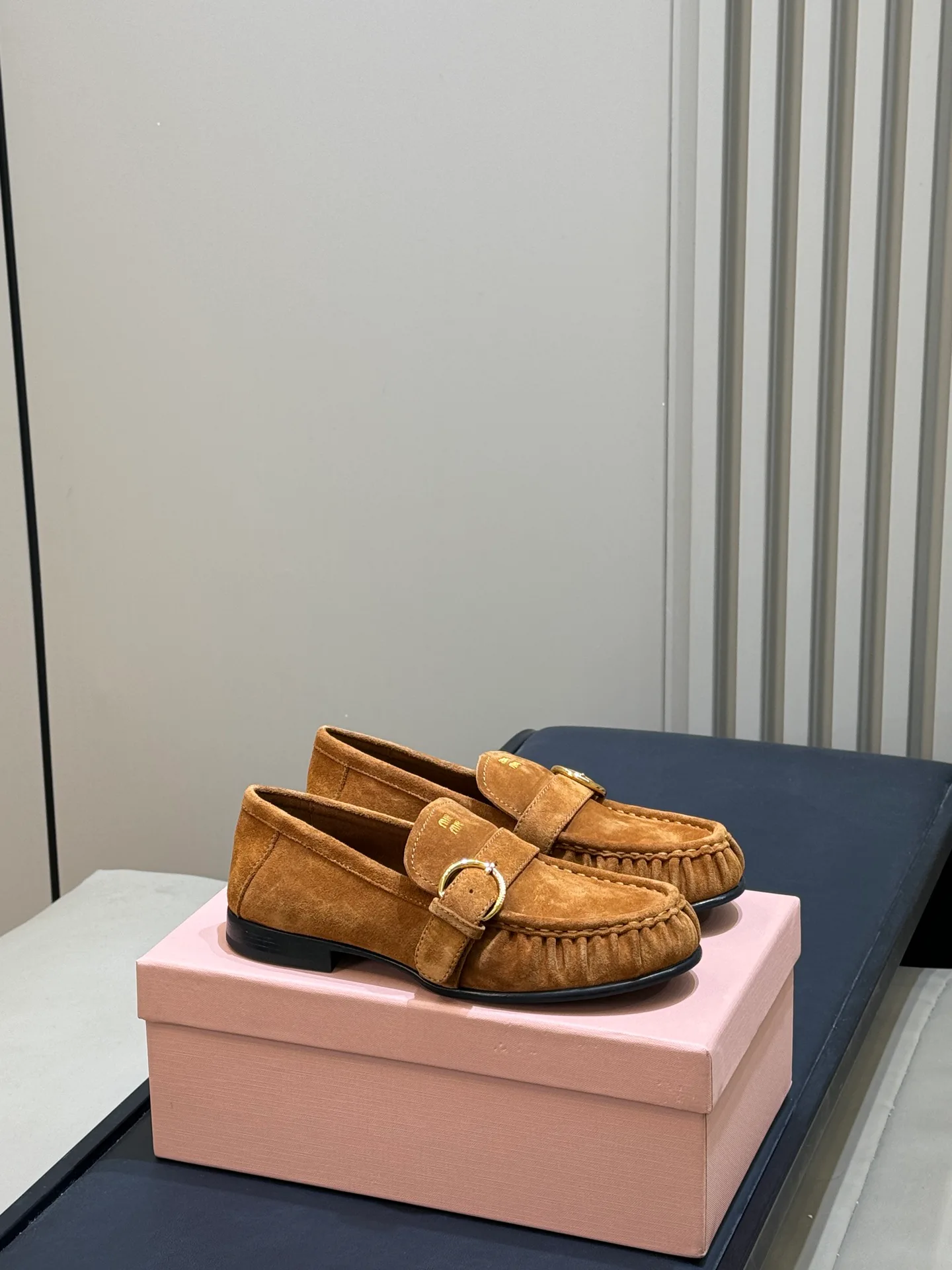 Women's Loafers And Moccasins MIU MIU 18072905