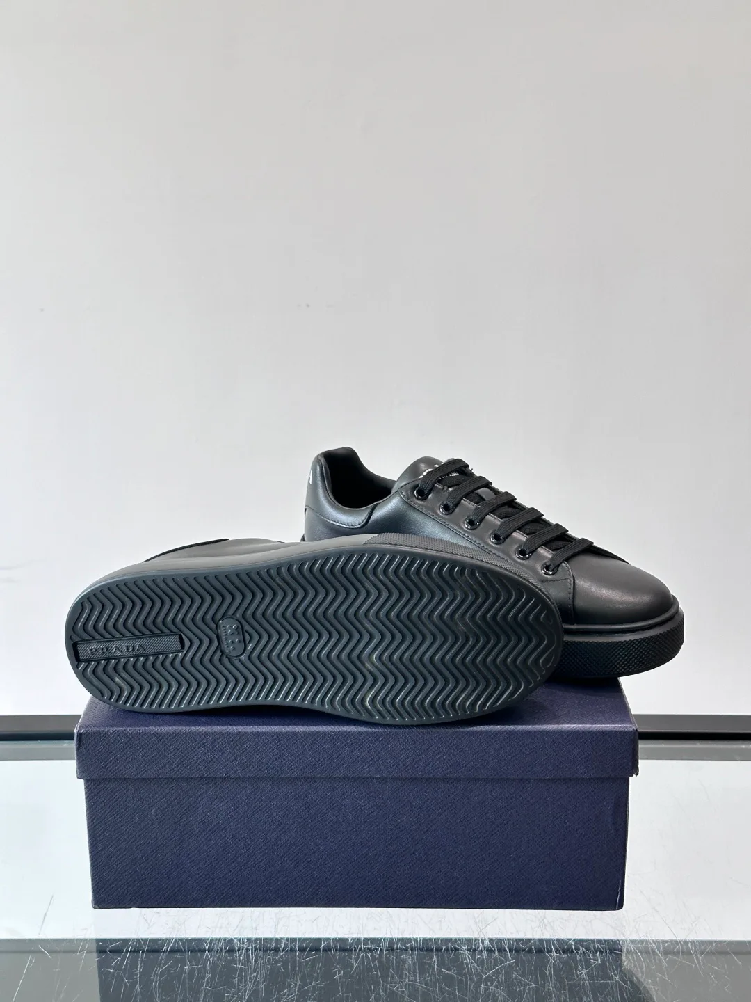 Men's Sneakers PRADA 17588527