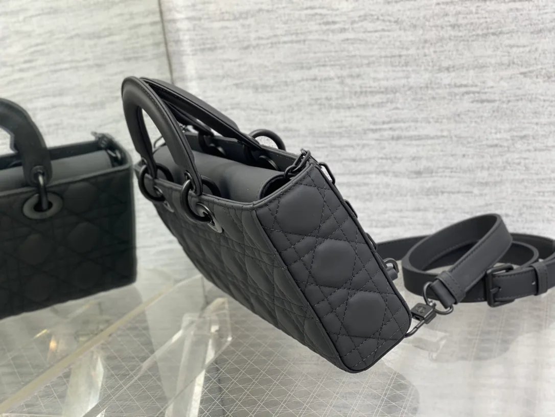 Women's Classic Handbags CHRISTIAN DIOR 17770466