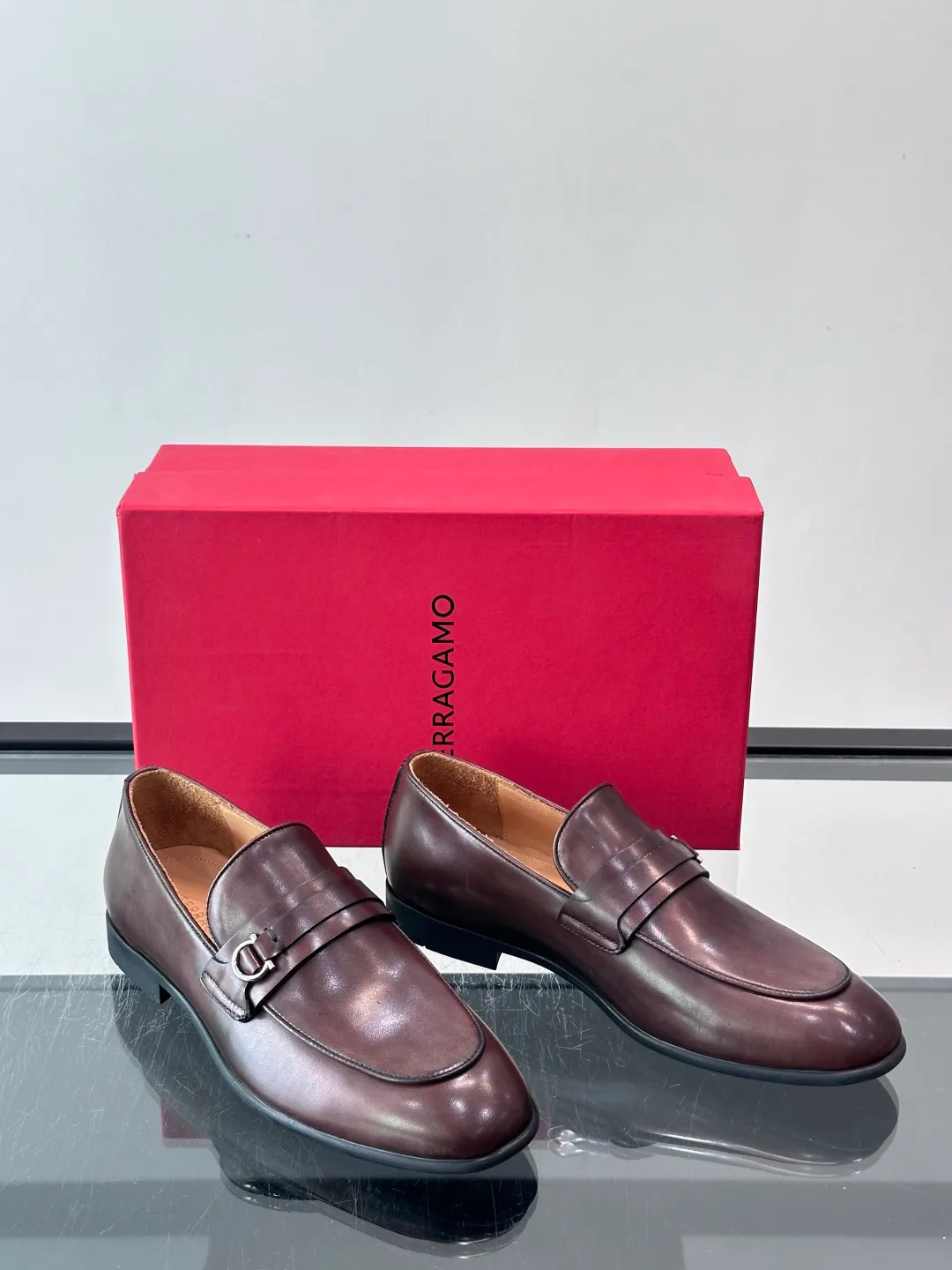 Men's Loafers And Dress Shoes SALVATORE FERRAGAMO 17982494