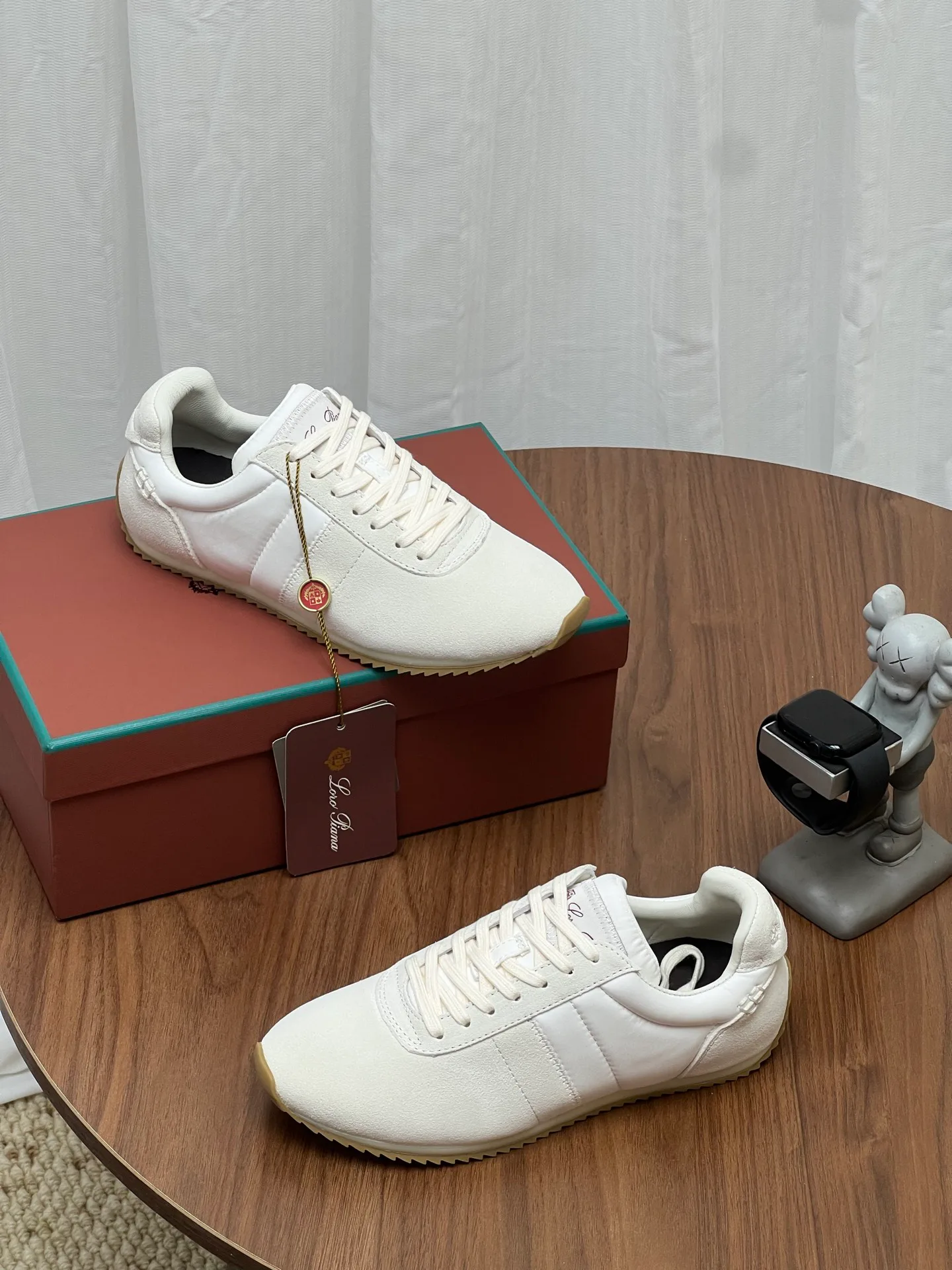 Women's Sneakers LORO PIANA 17787095