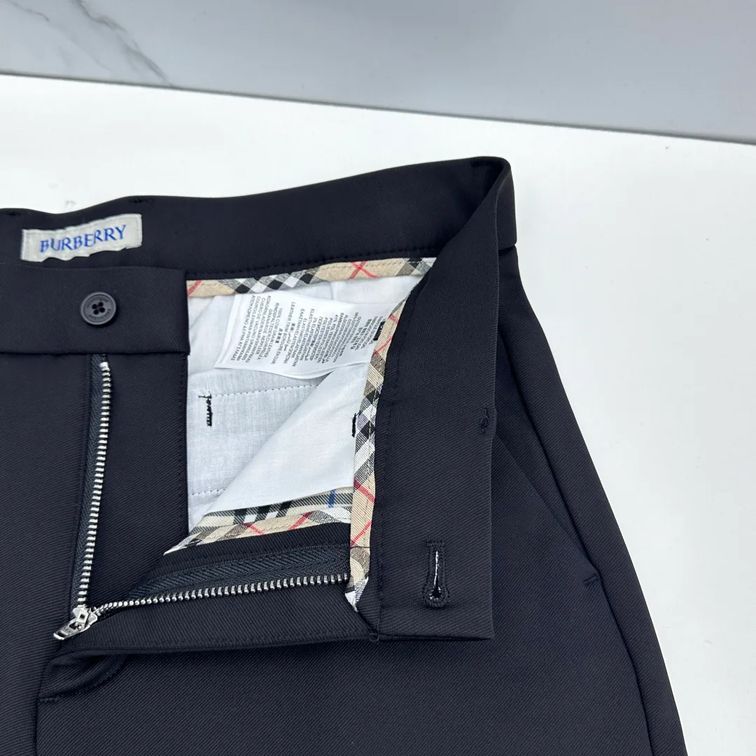 Men's Trousers BURBERRY 18246802