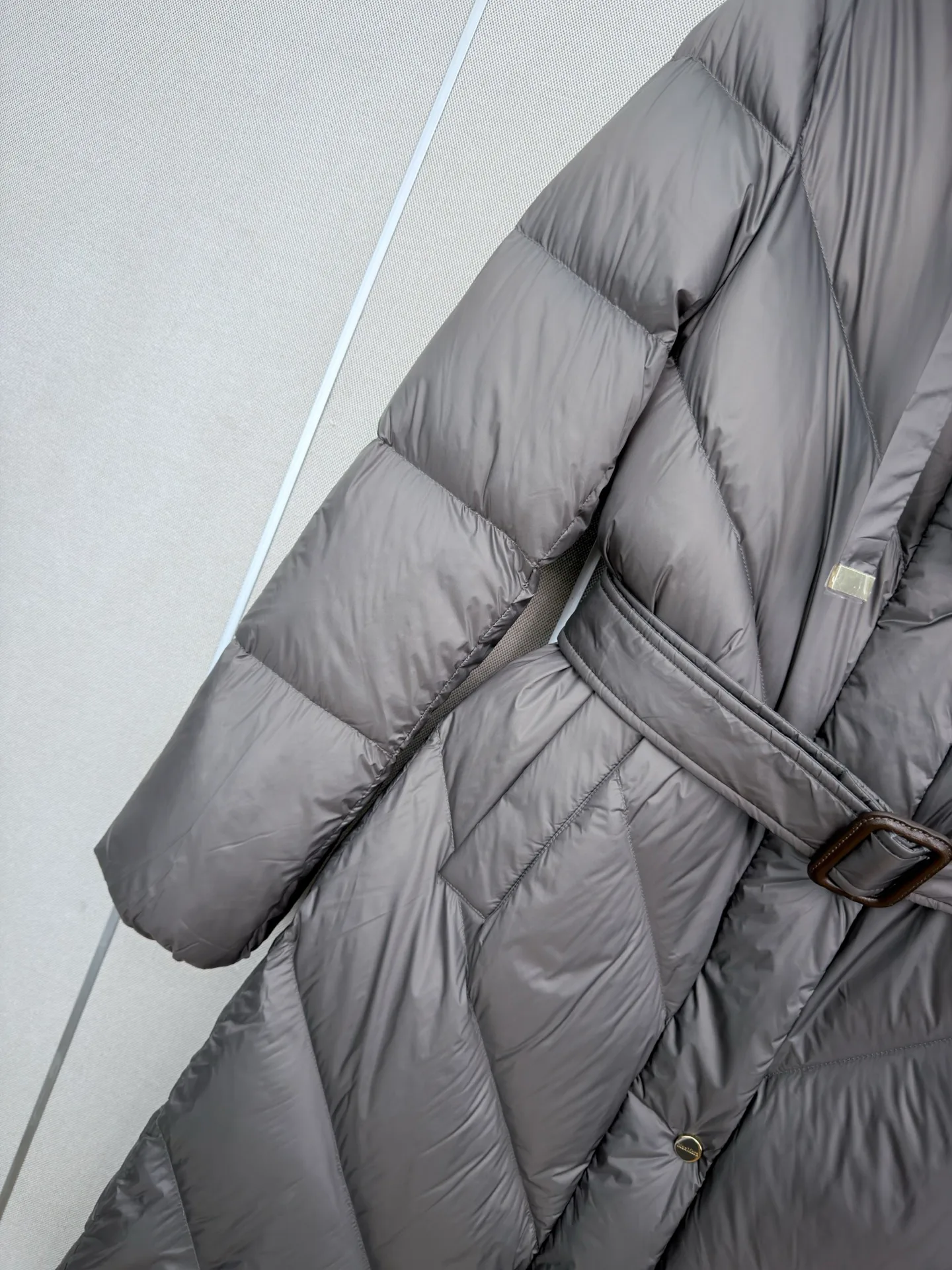 Куртки И Пуховики Женские Max Mara 18600956