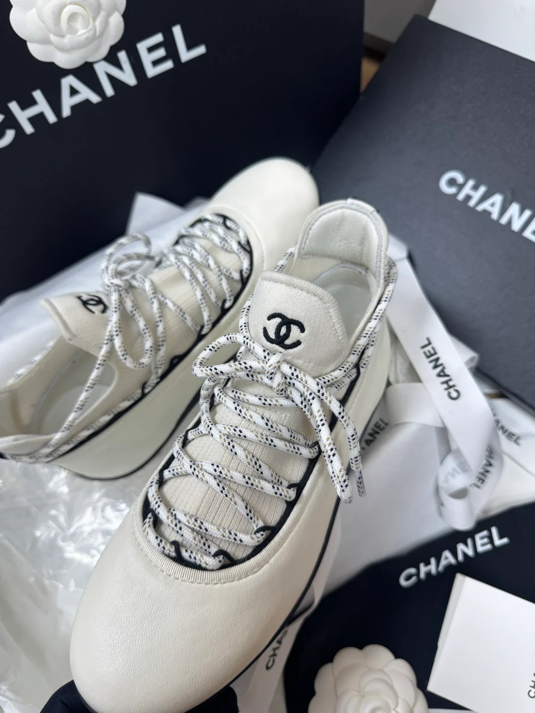 Women's Sneakers CHANEL 17736332