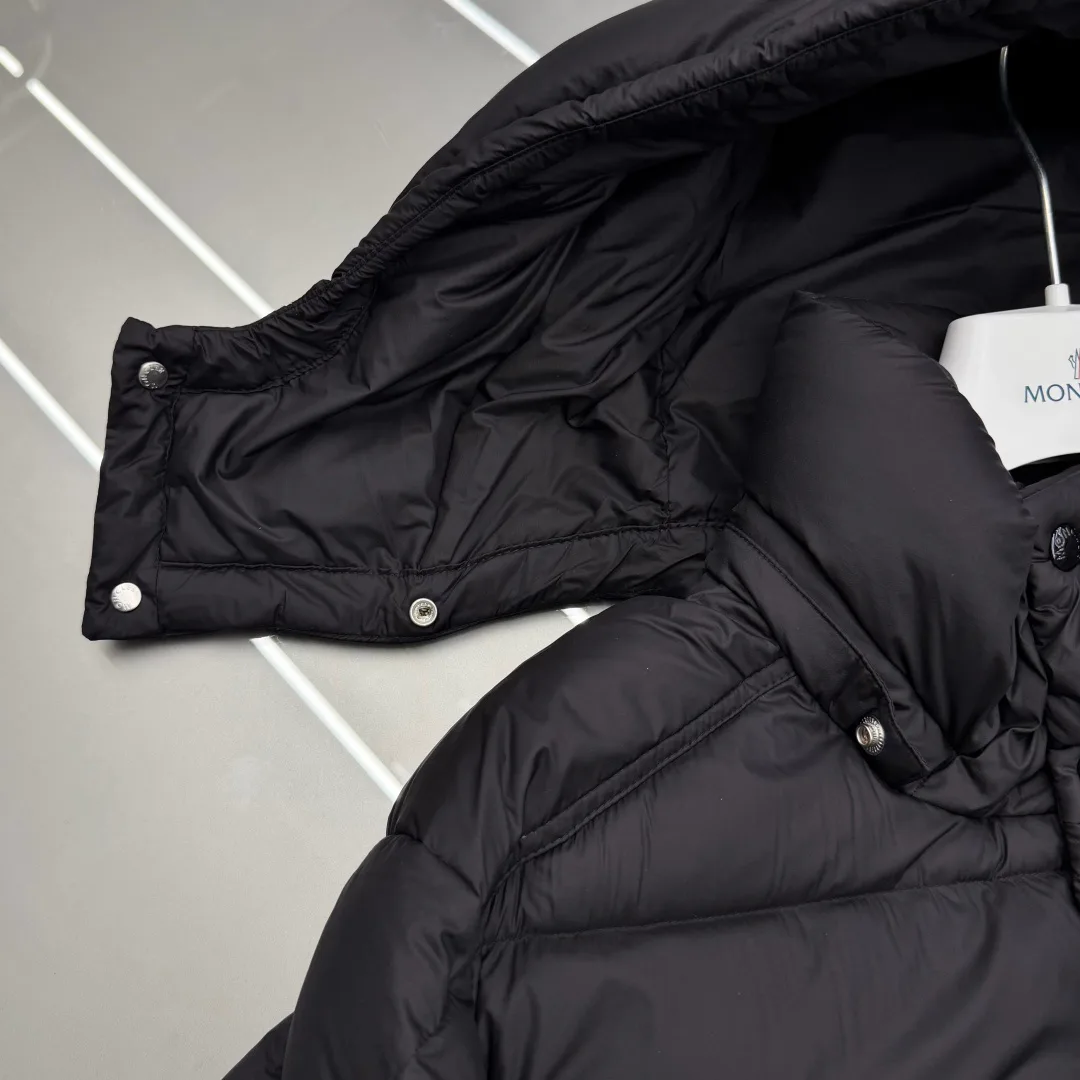 Men's Jackets And Down Jackets MONCLER 17391850