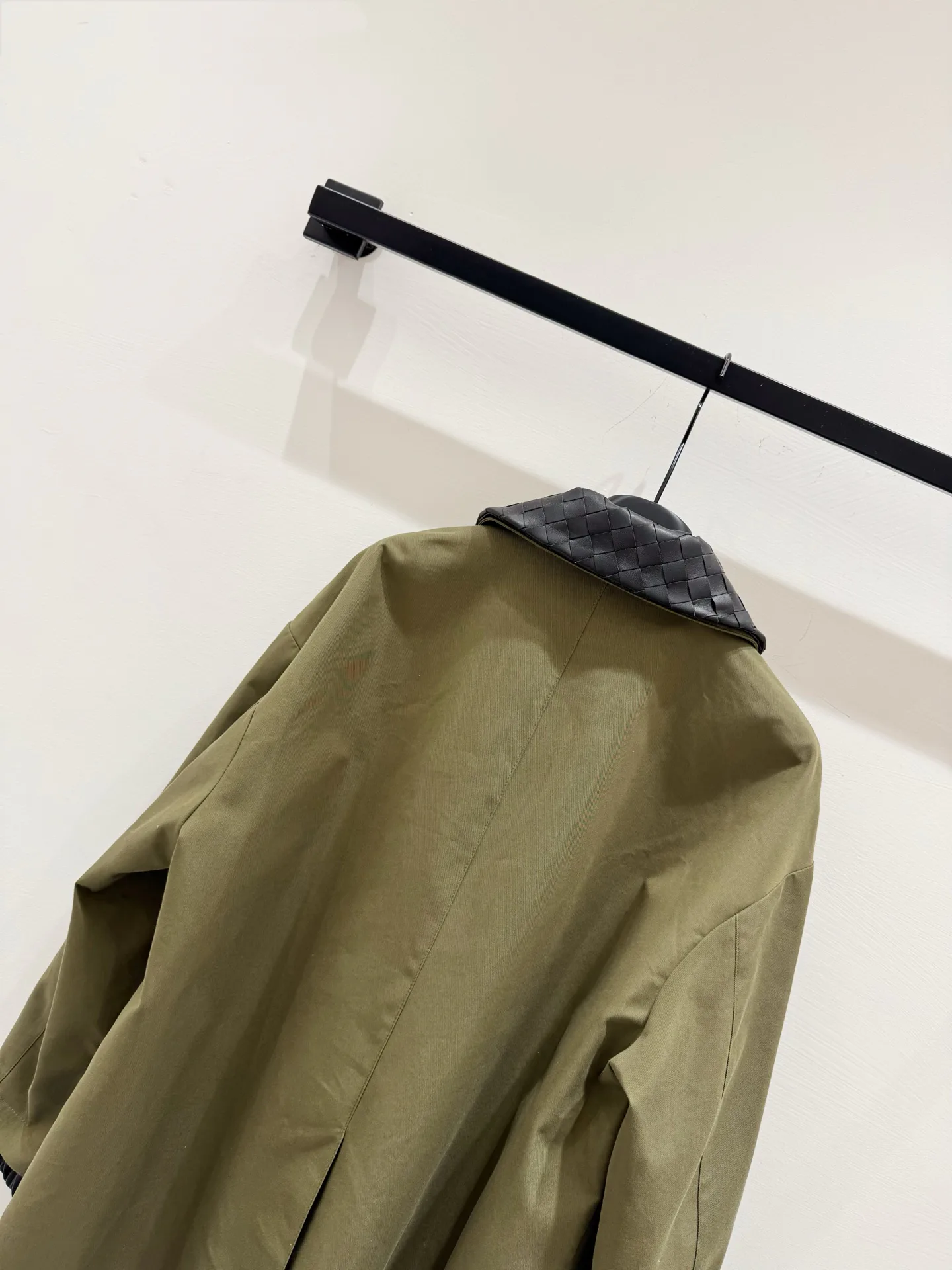 Women's Leather Jackets And Sheepskin Coats BOTTEGA VENETA 18016008