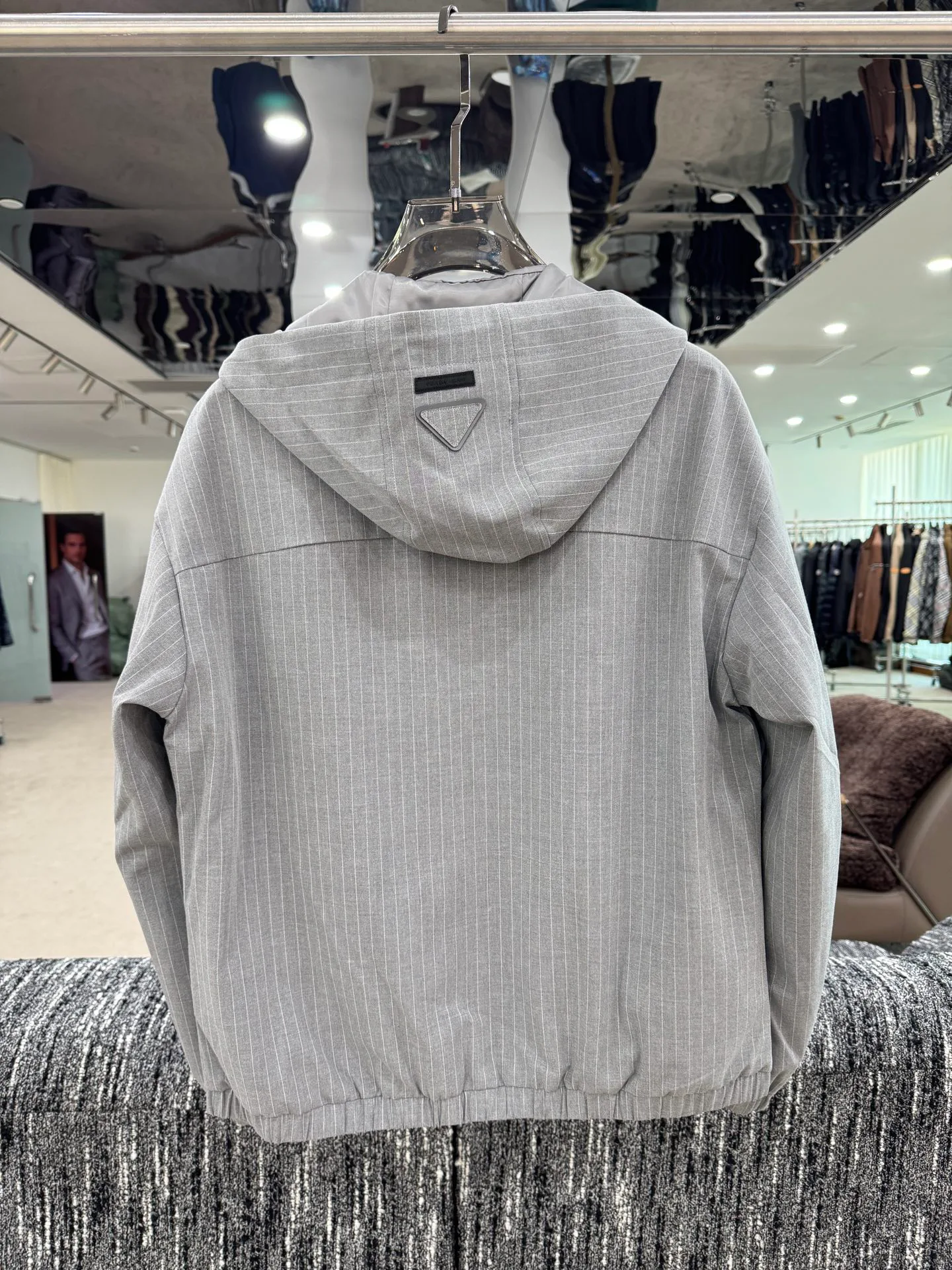 Men's Jackets And Down Jackets PRADA 18084182