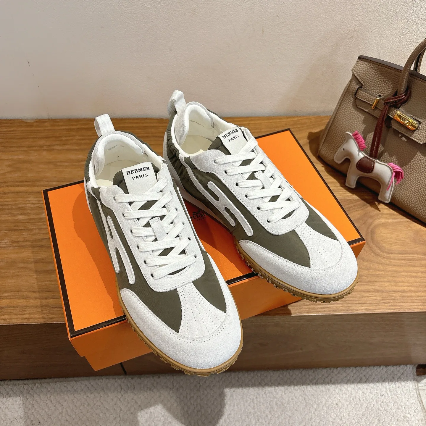 Women's Sneakers HERMES 17886088