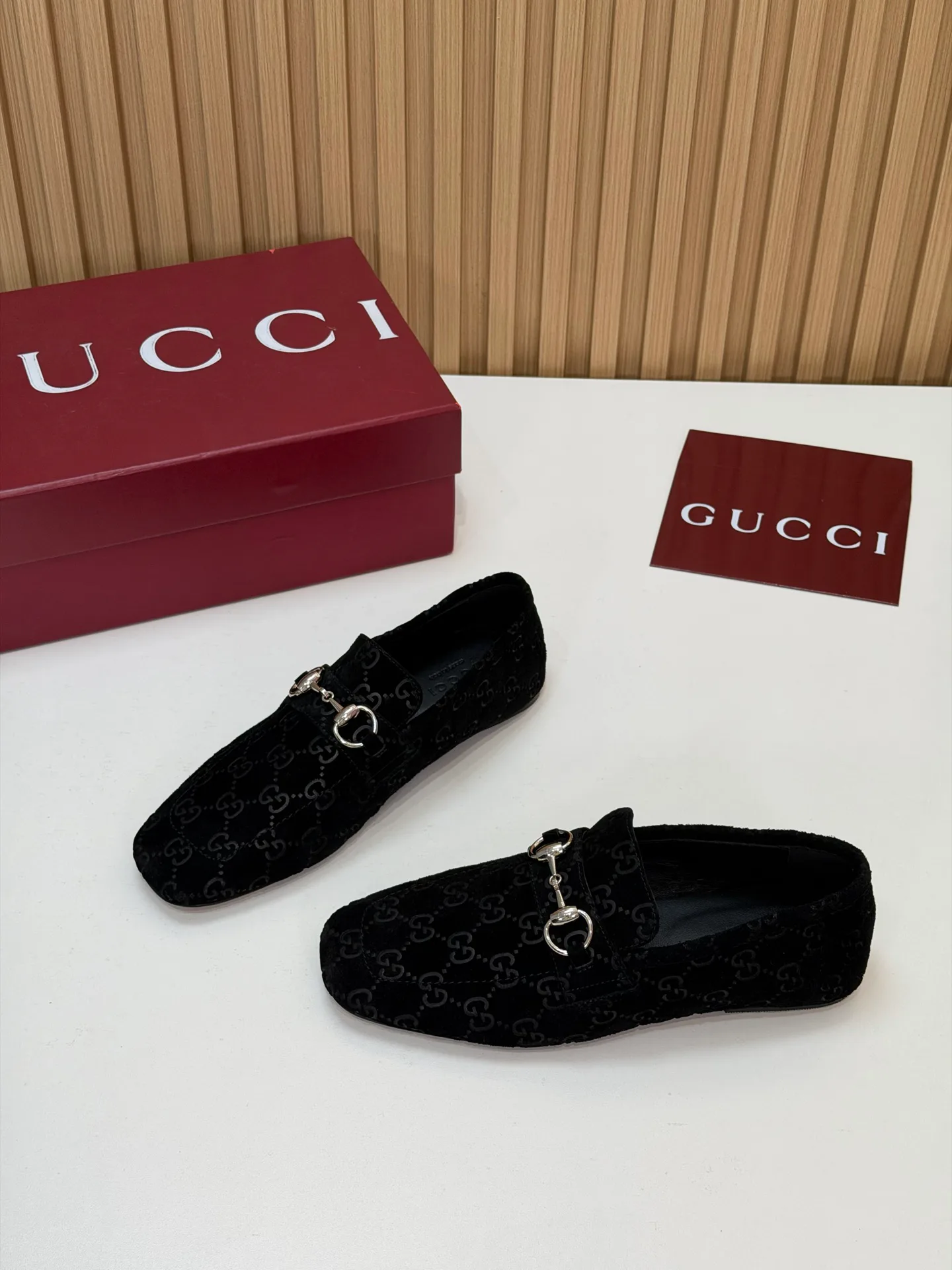Women's Loafers And Moccasins GUCCI 18083807