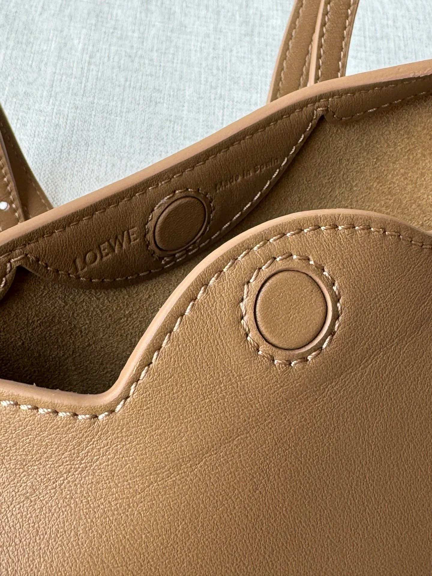Women's Classic Handbags LOEWE 17551241