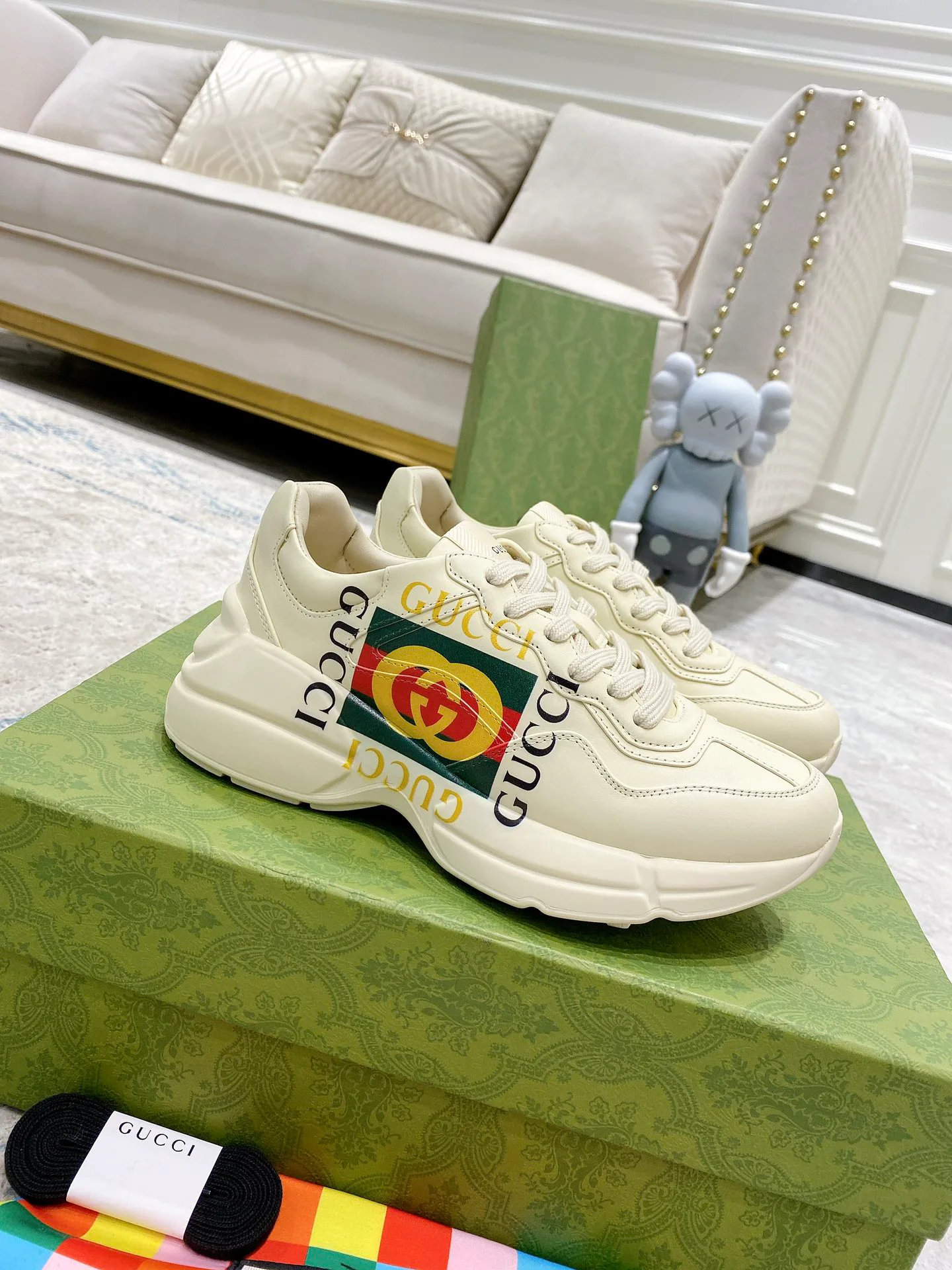 Women's Sneakers GUCCI 18527674
