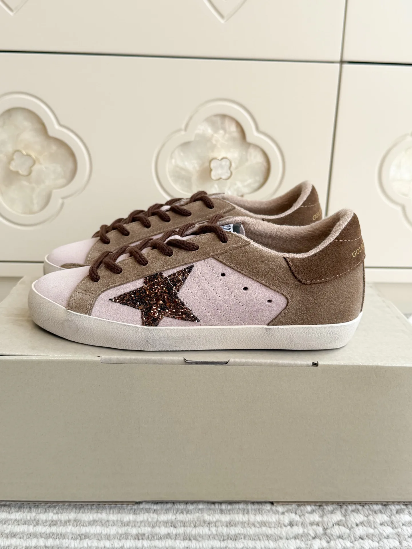 Women's Sneakers GOLDEN GOOSE 18360503