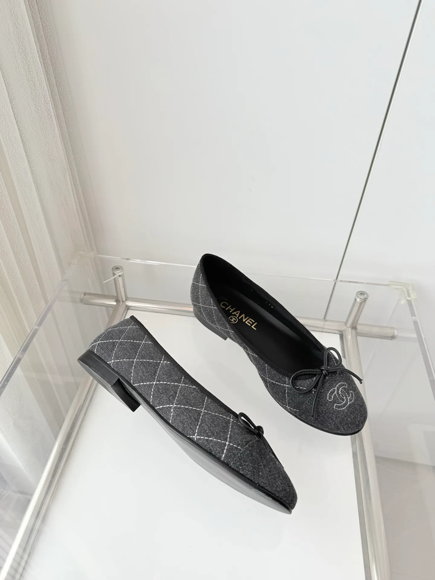 Women's Ballet Flats CHANEL 16971870