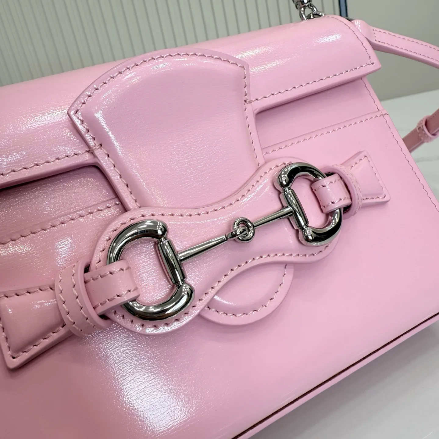Women's Classic Handbags GUCCI 18262333