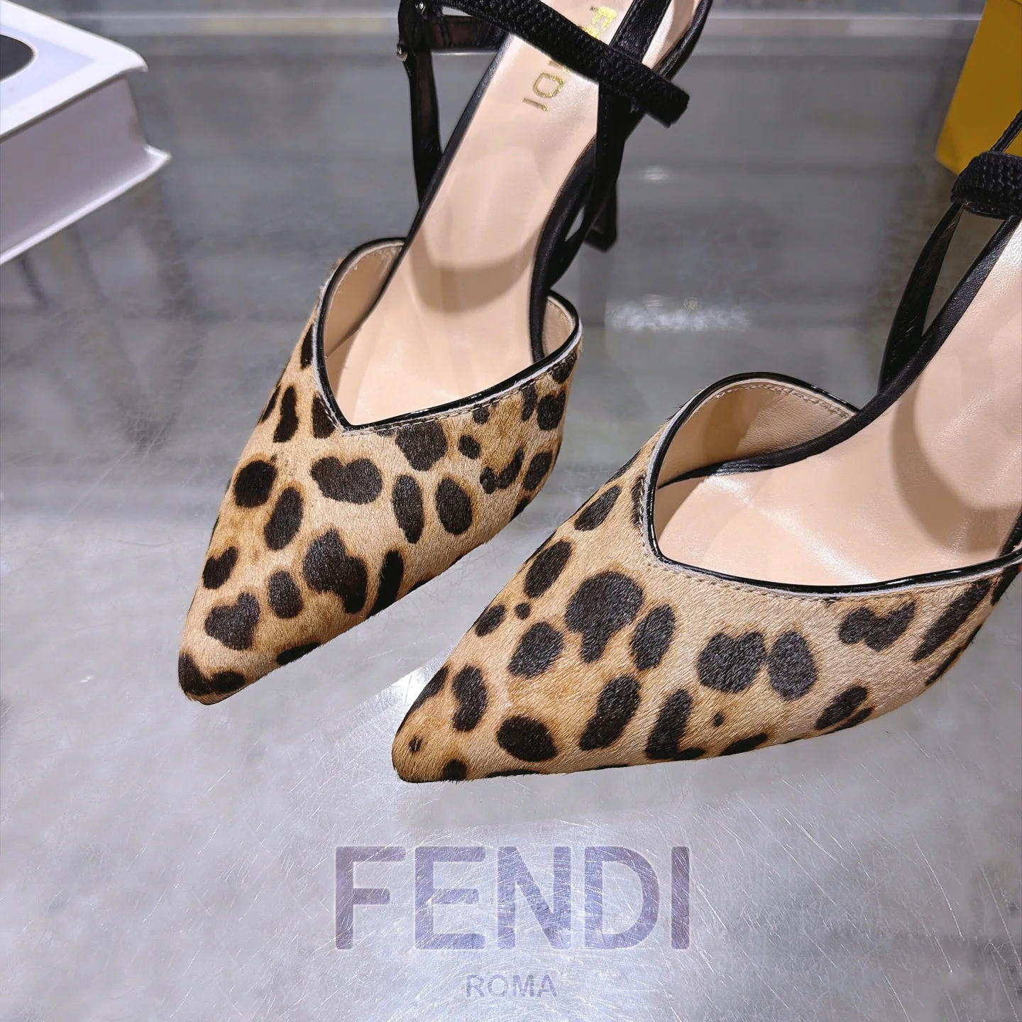 Women's Heels FENDI 18247855
