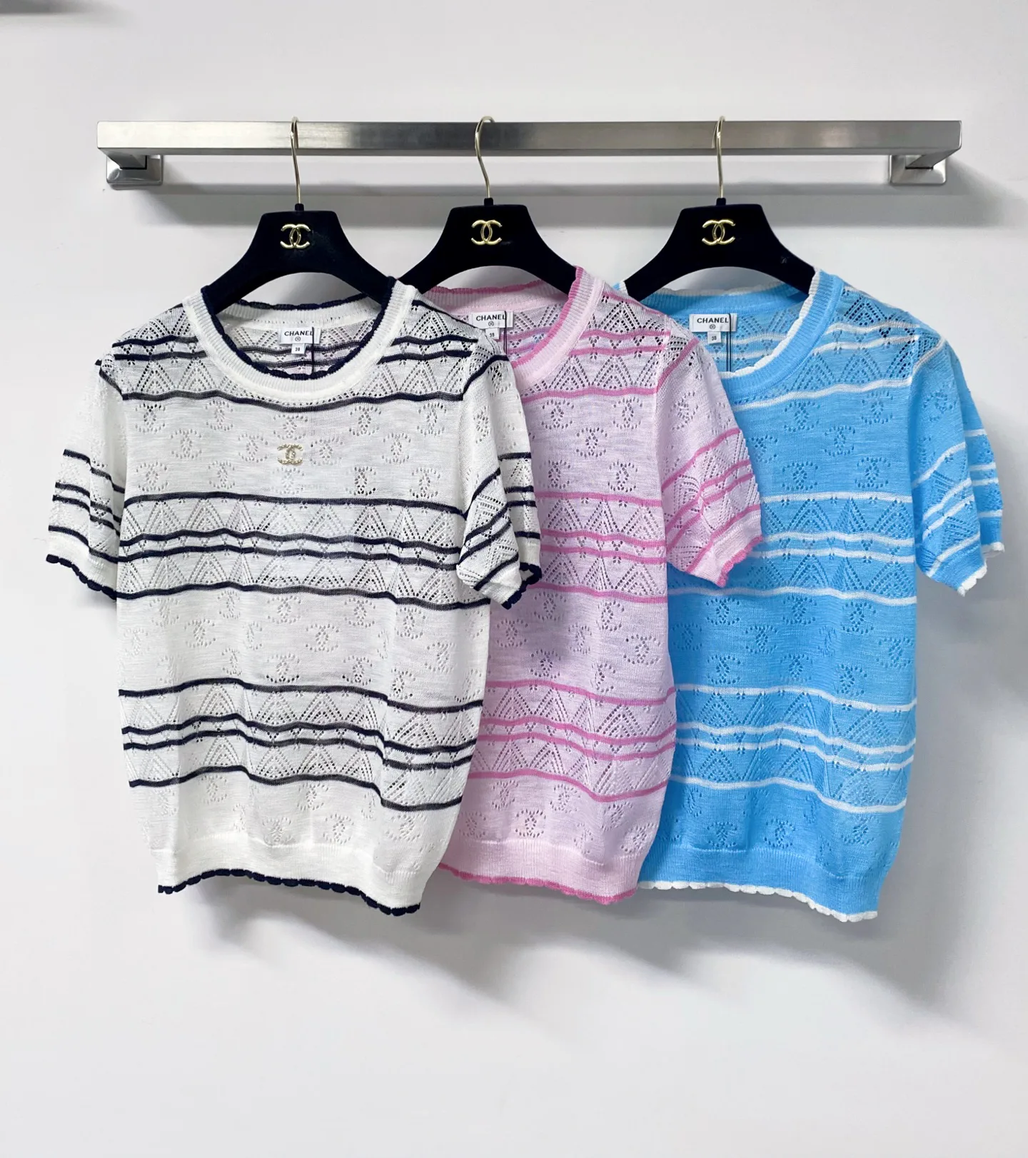 Women's T-Shirts CHANEL 17302087