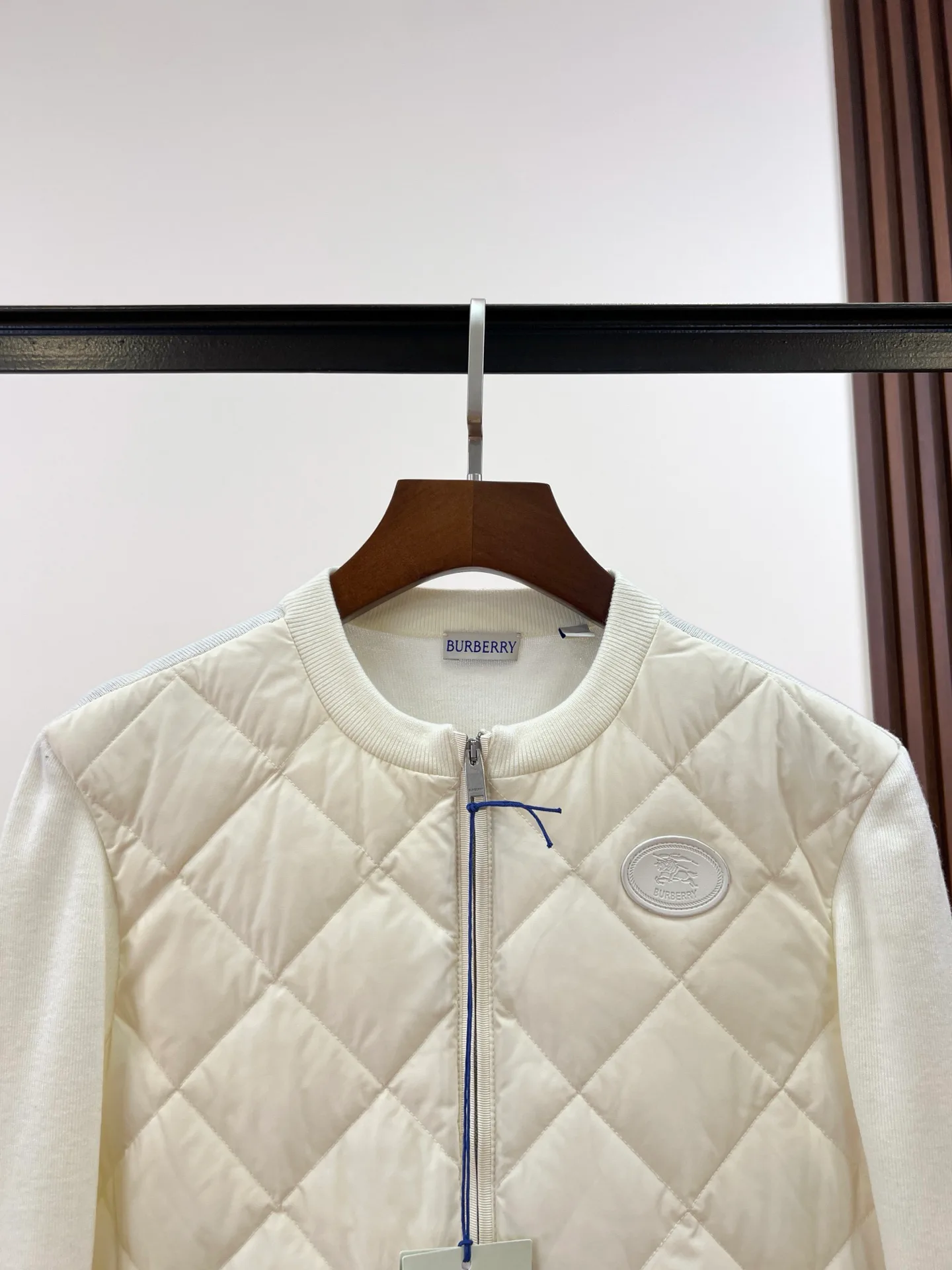 Women's Jackets And Down Jackets BURBERRY 18279522
