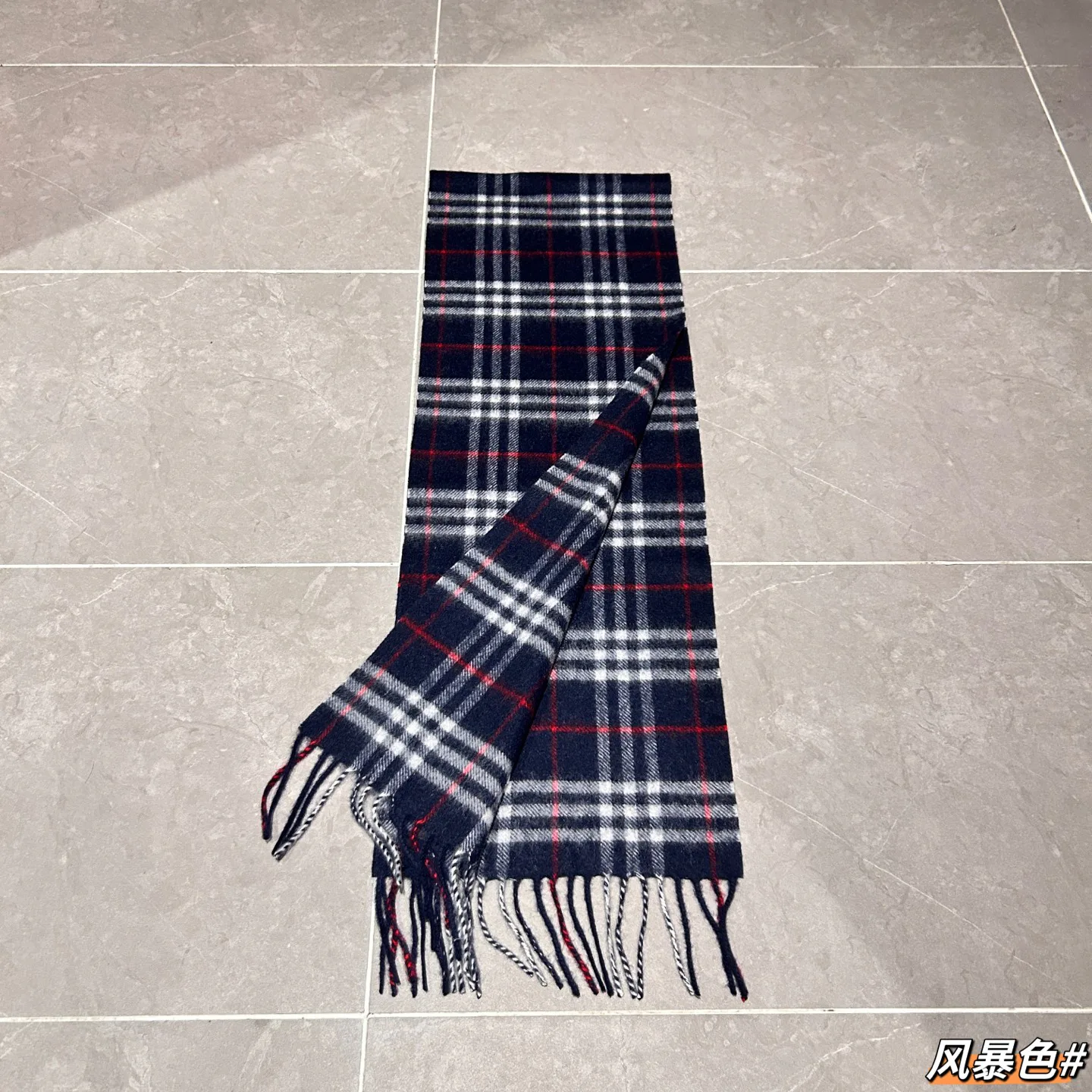 Scarves BURBERRY 18507395