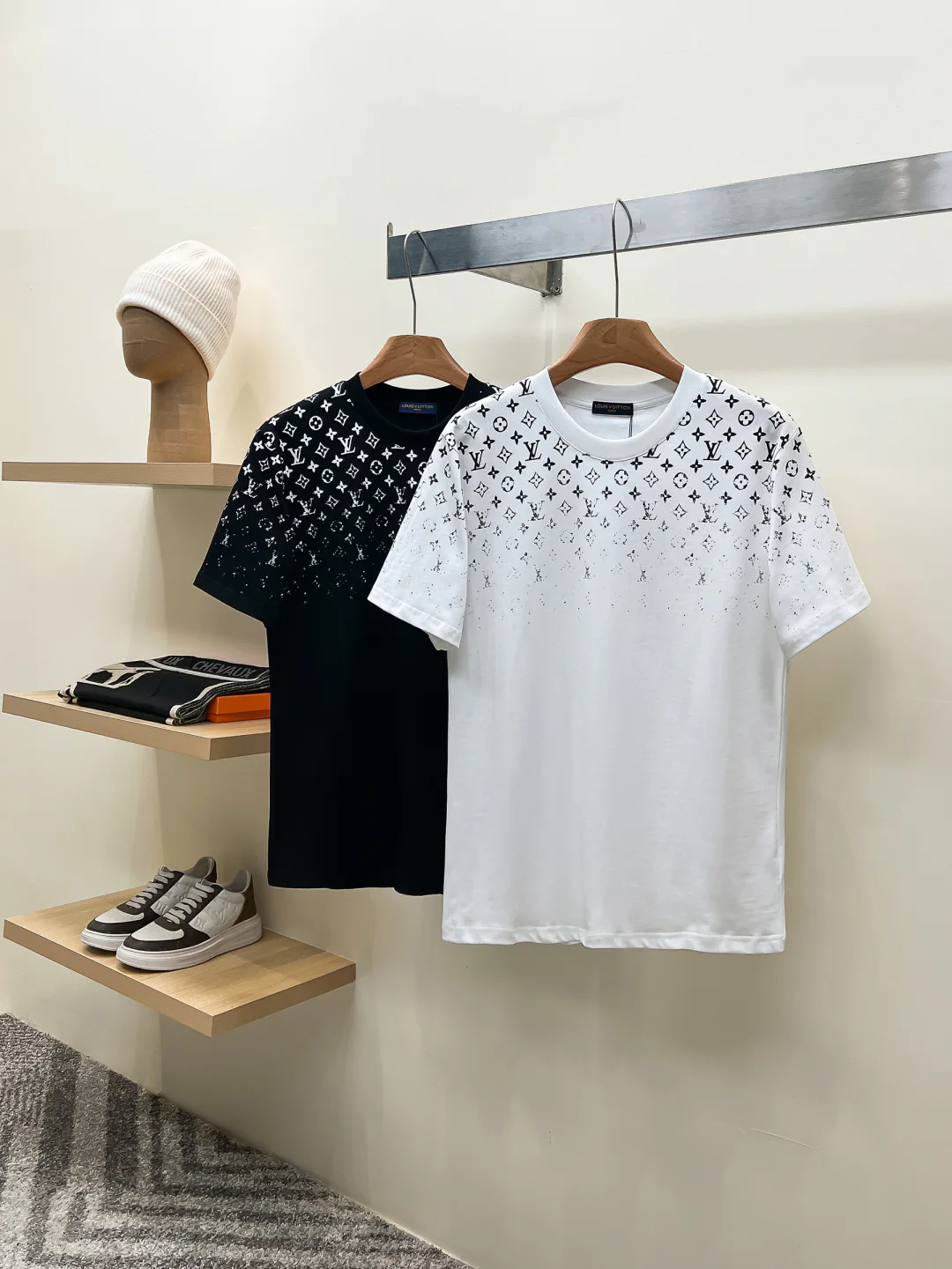 Men's T-Shirts LOUIS VUITTON 18499289